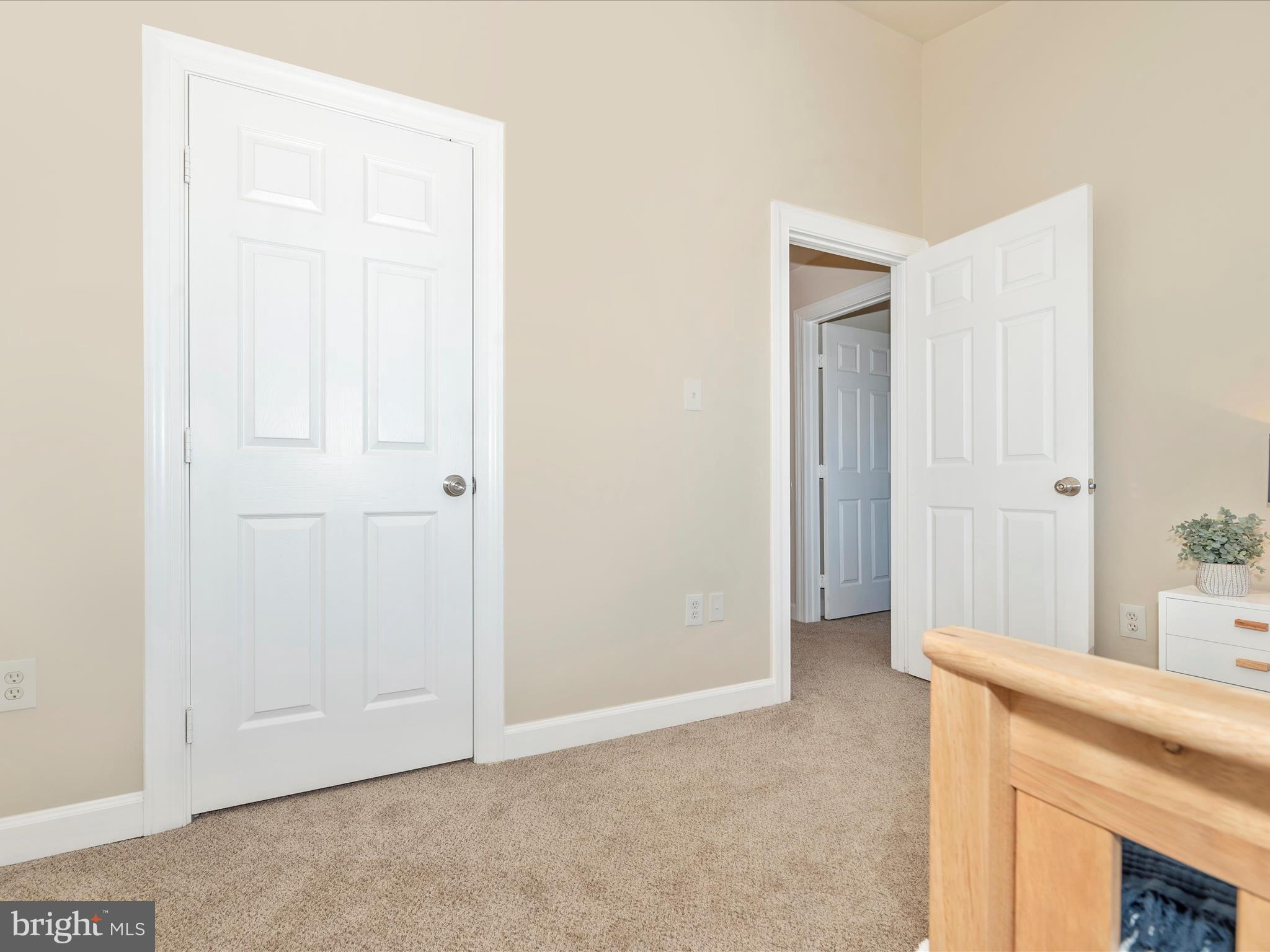 SPRING RIDGE - Residential