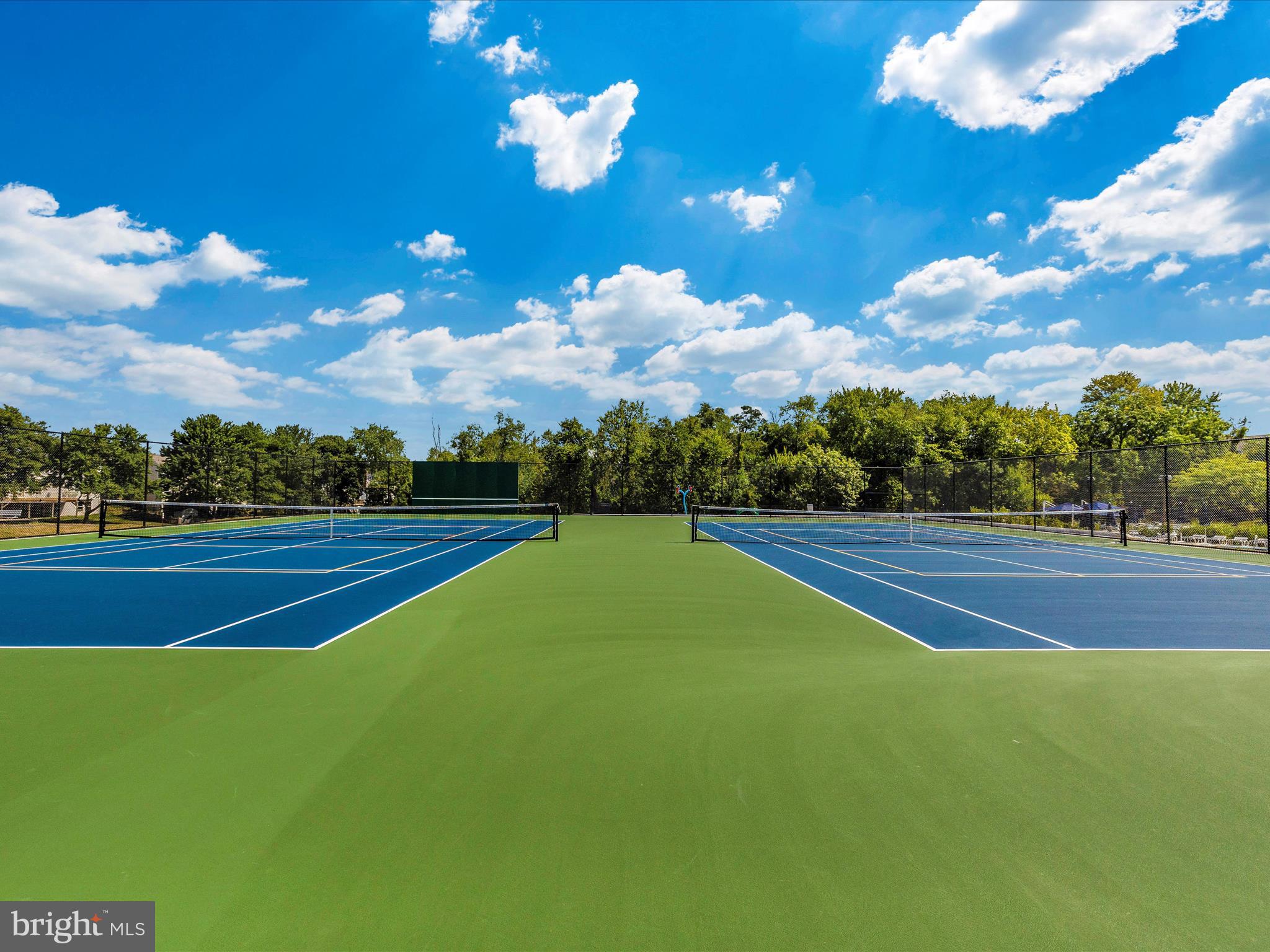 SPRING RIDGE - Residential