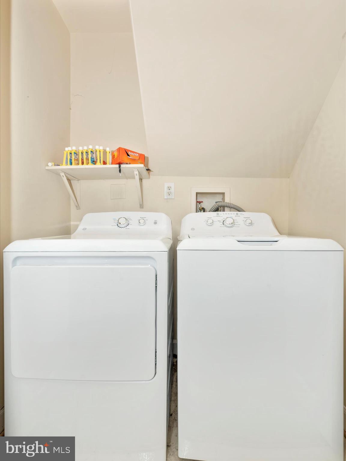 SPRING RIDGE - Residential