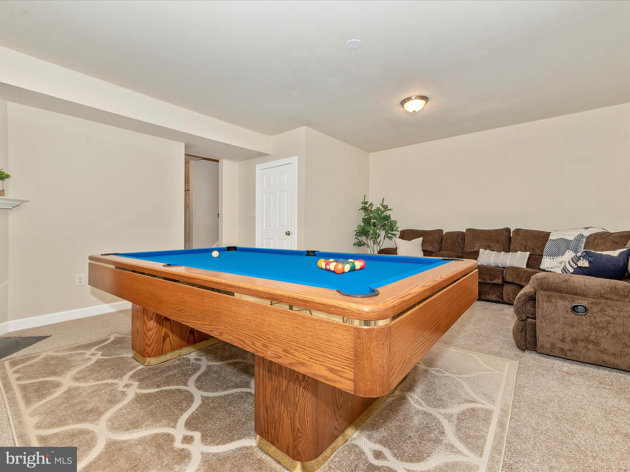 SPRING RIDGE - Residential