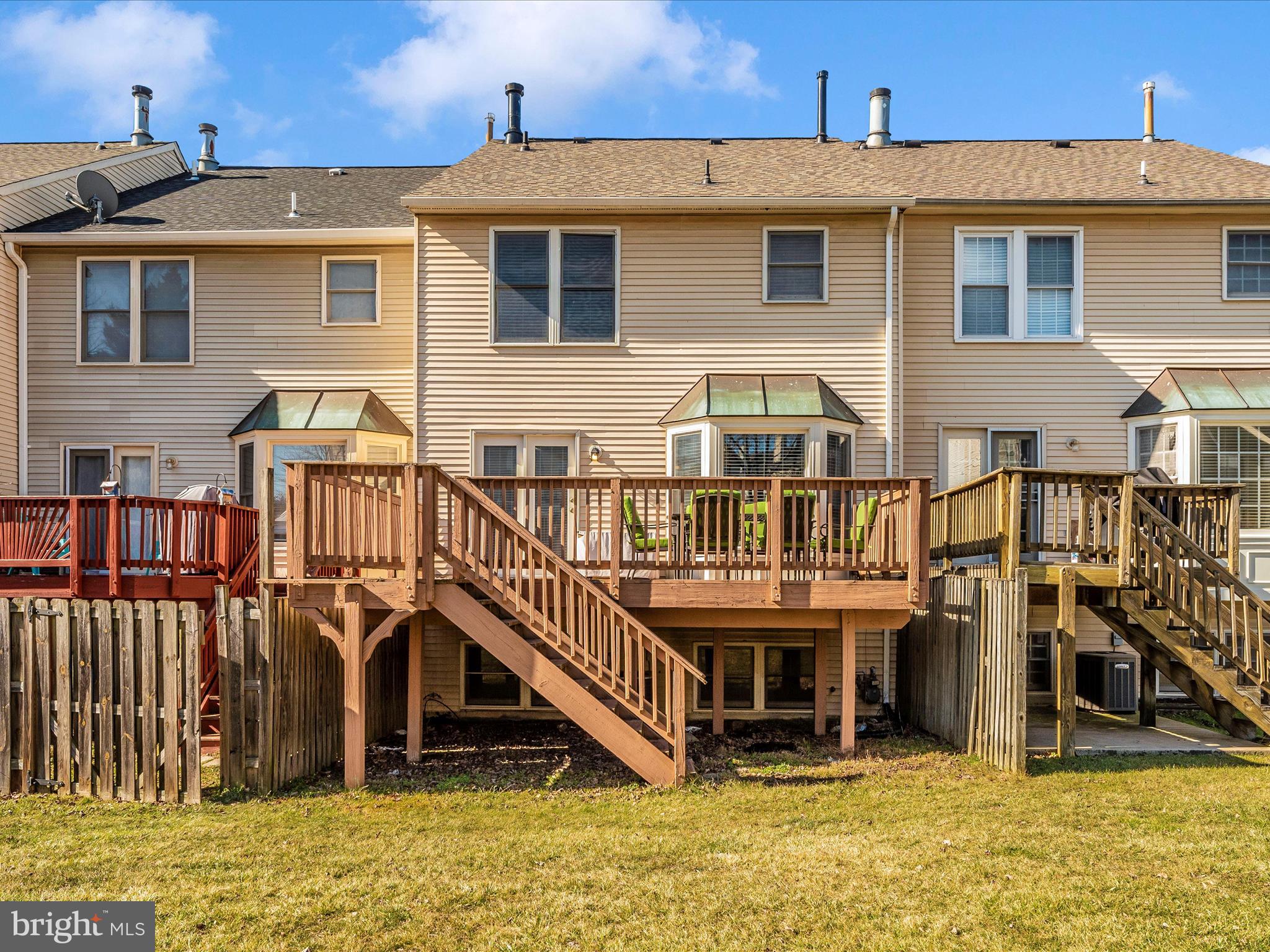 SPRING RIDGE - Residential