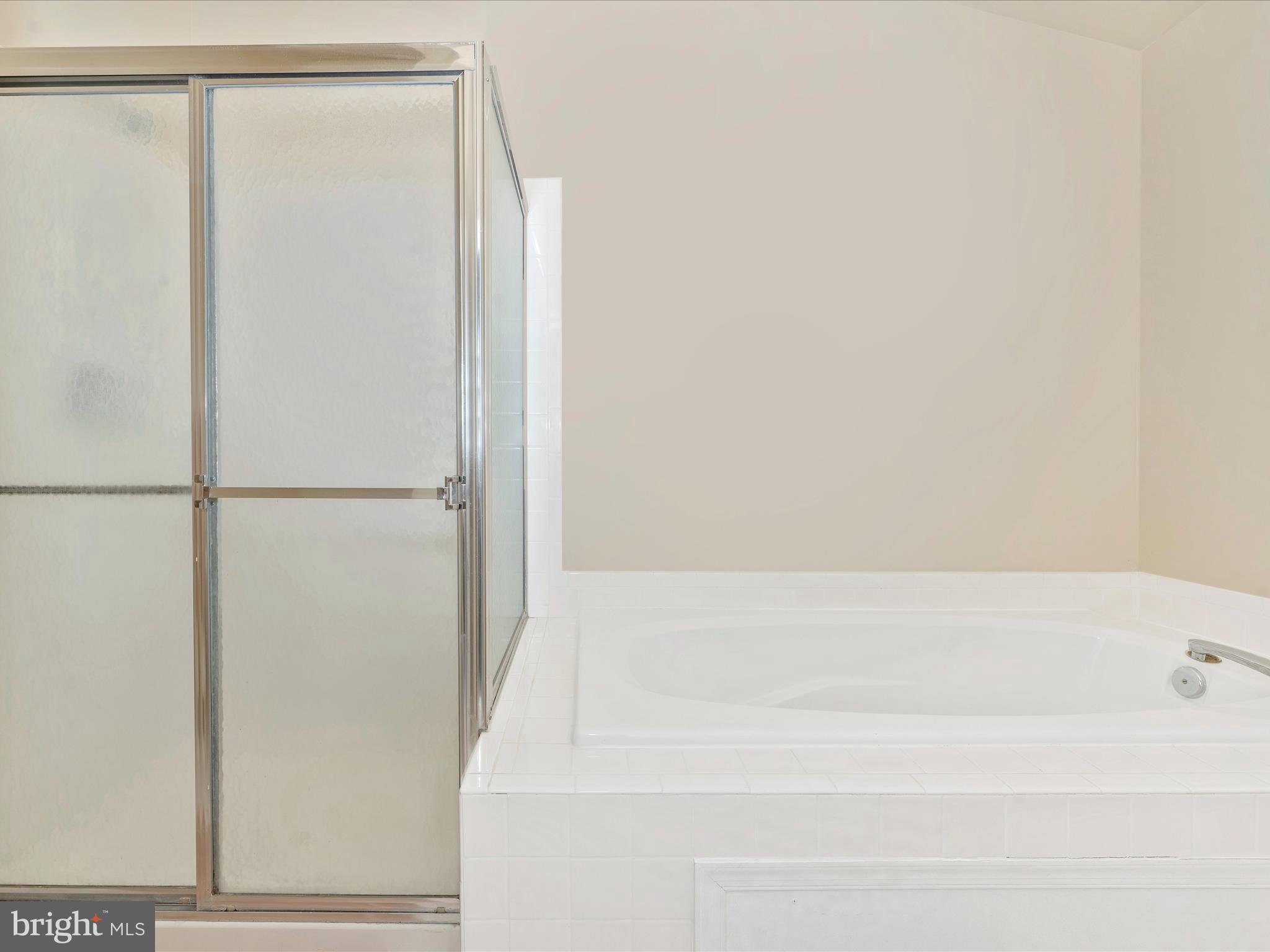 SPRING RIDGE - Residential