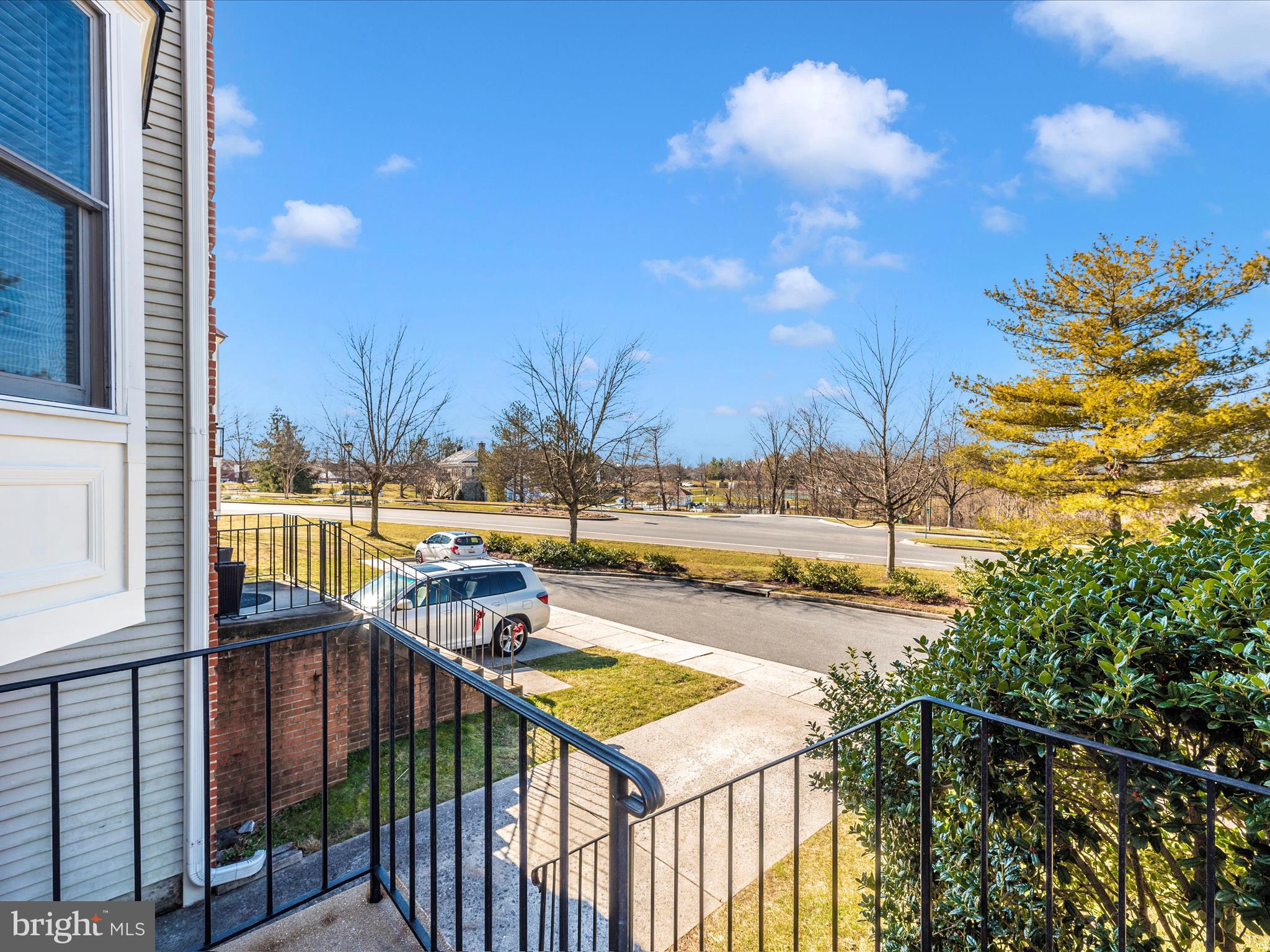 SPRING RIDGE - Residential