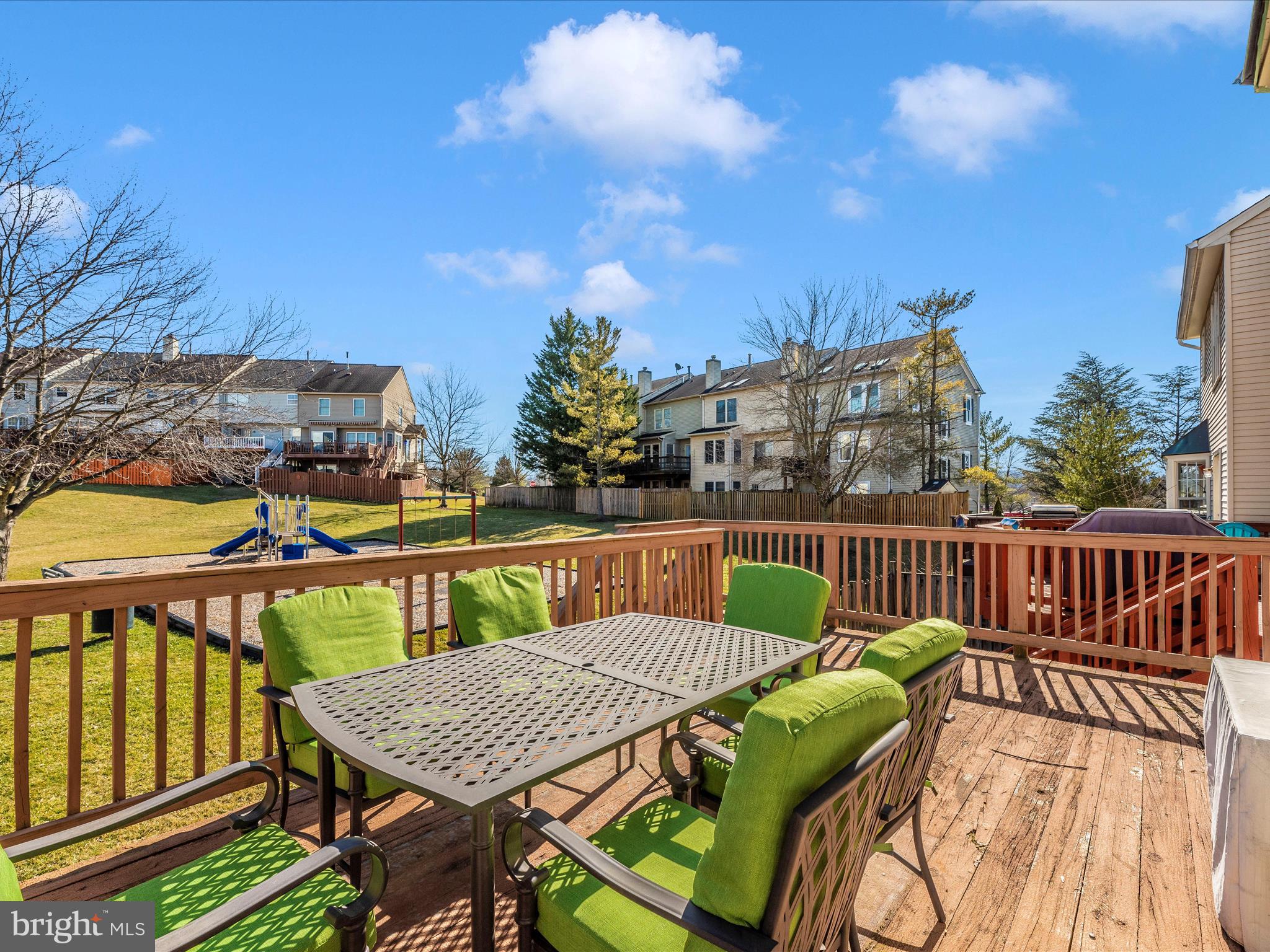 SPRING RIDGE - Residential