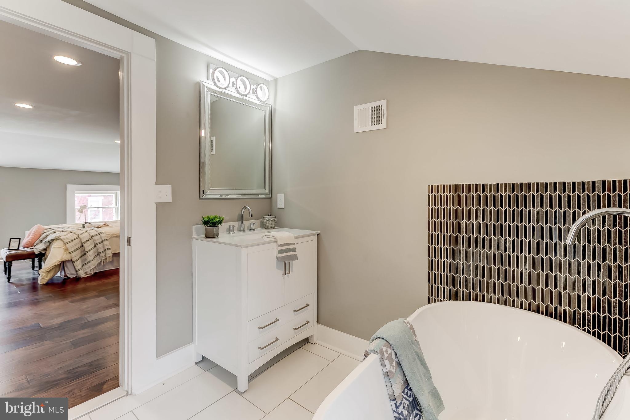 UPPER FELLS POINT - Residential