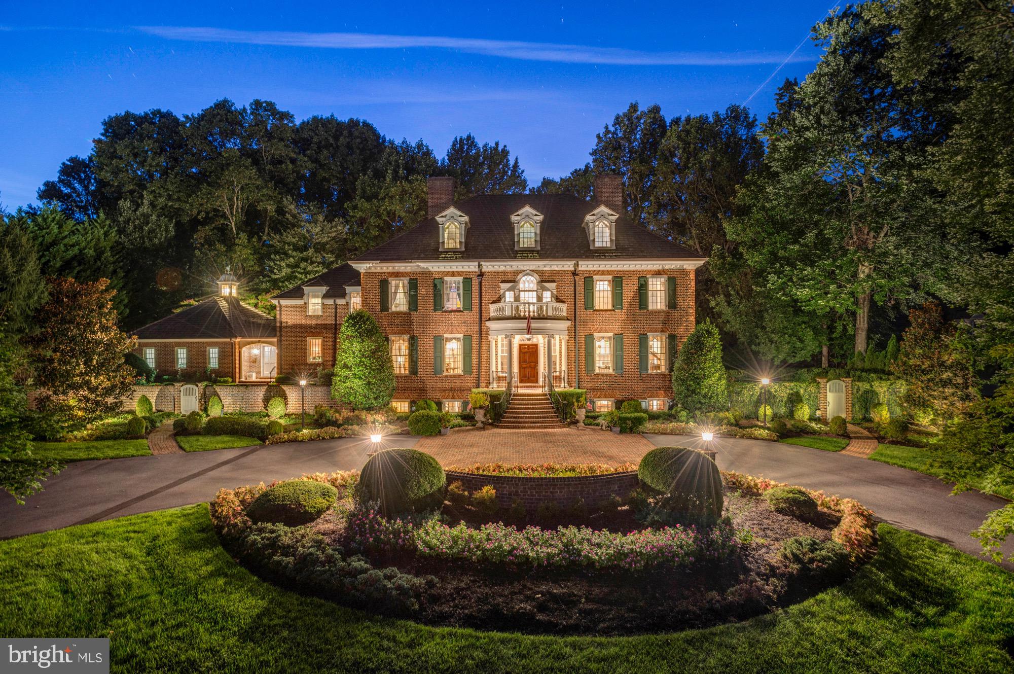 CONGRESSIONAL COUNTRY CLUB ESTATES - Residential