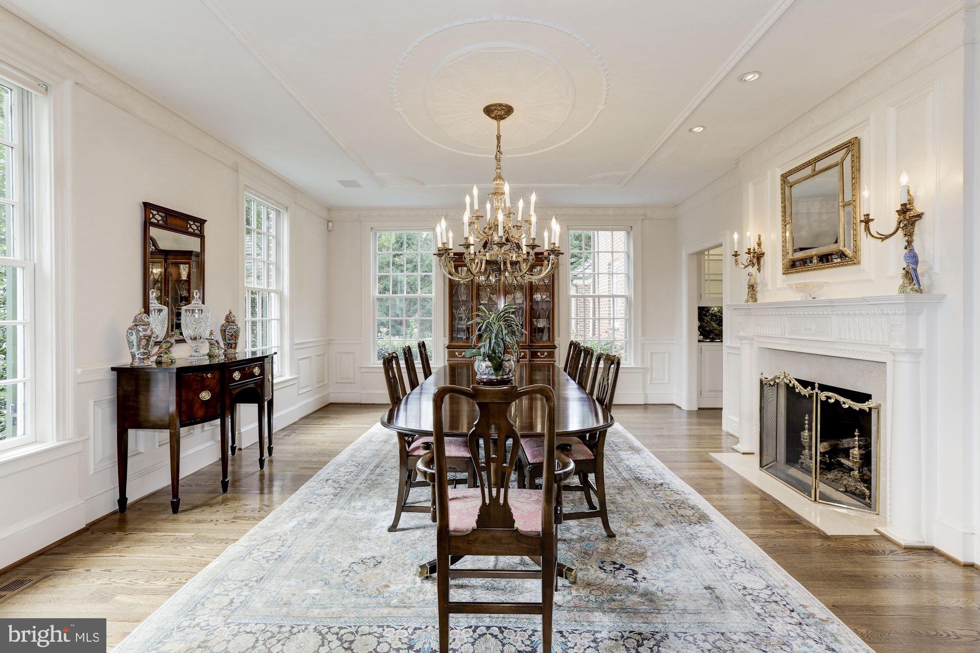 CONGRESSIONAL COUNTRY CLUB ESTATES - Residential