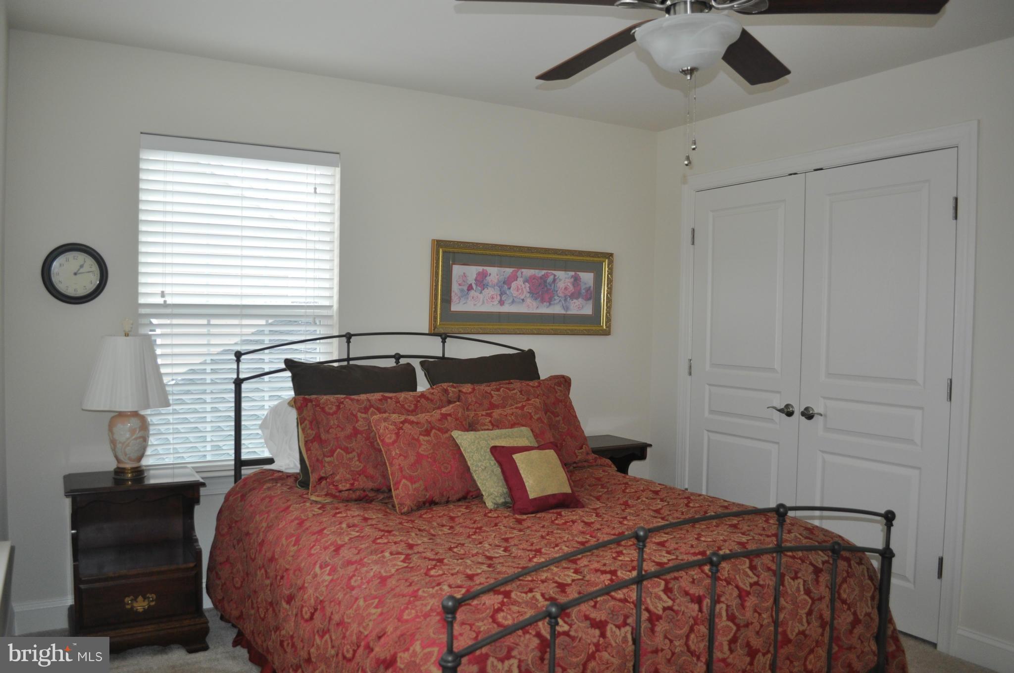 PEMBROOKE - Residential