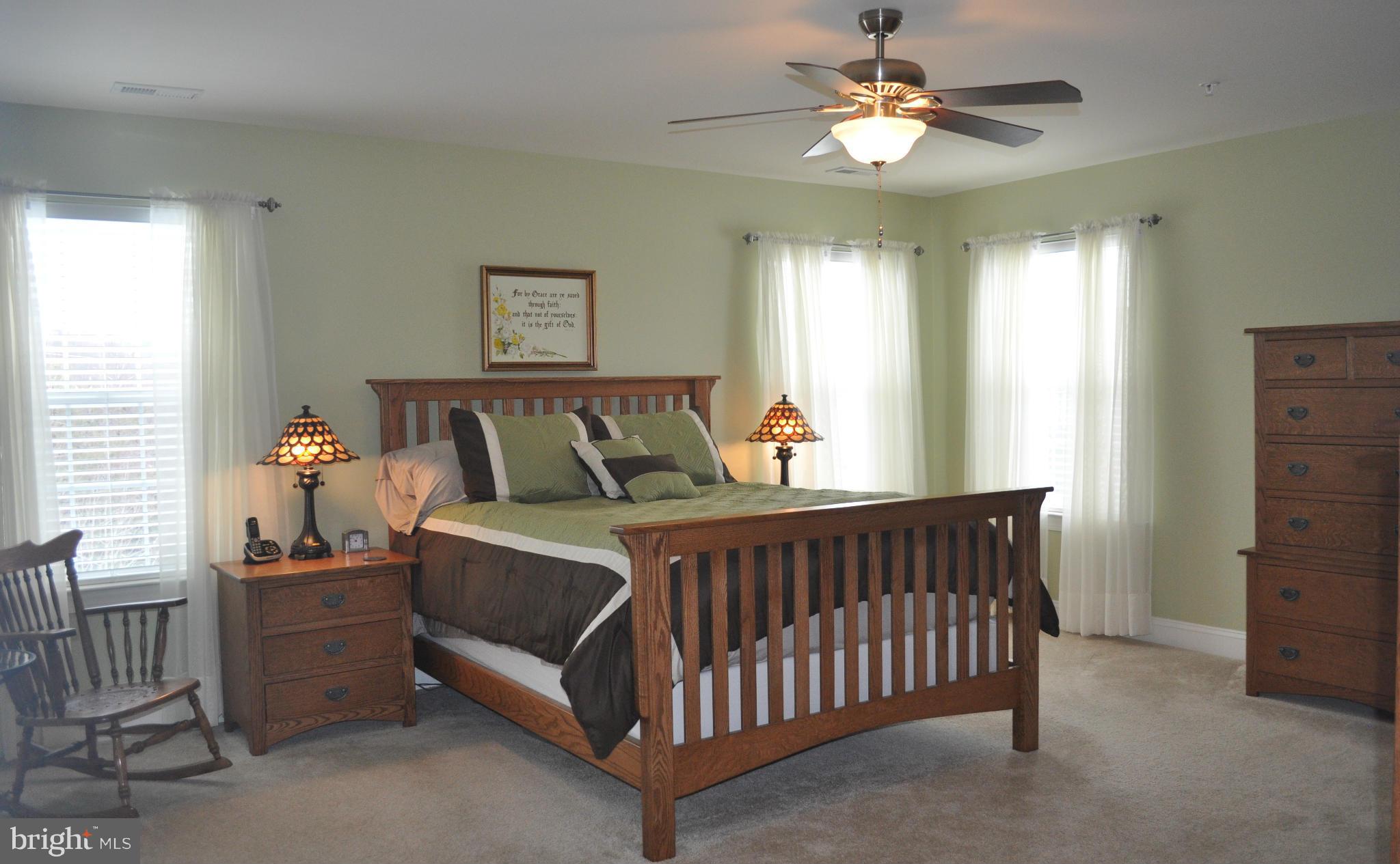 PEMBROOKE - Residential