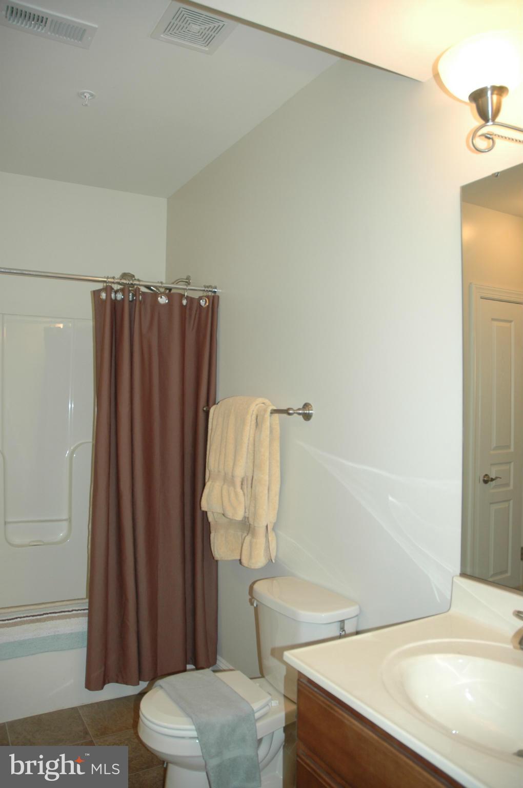 PEMBROOKE - Residential