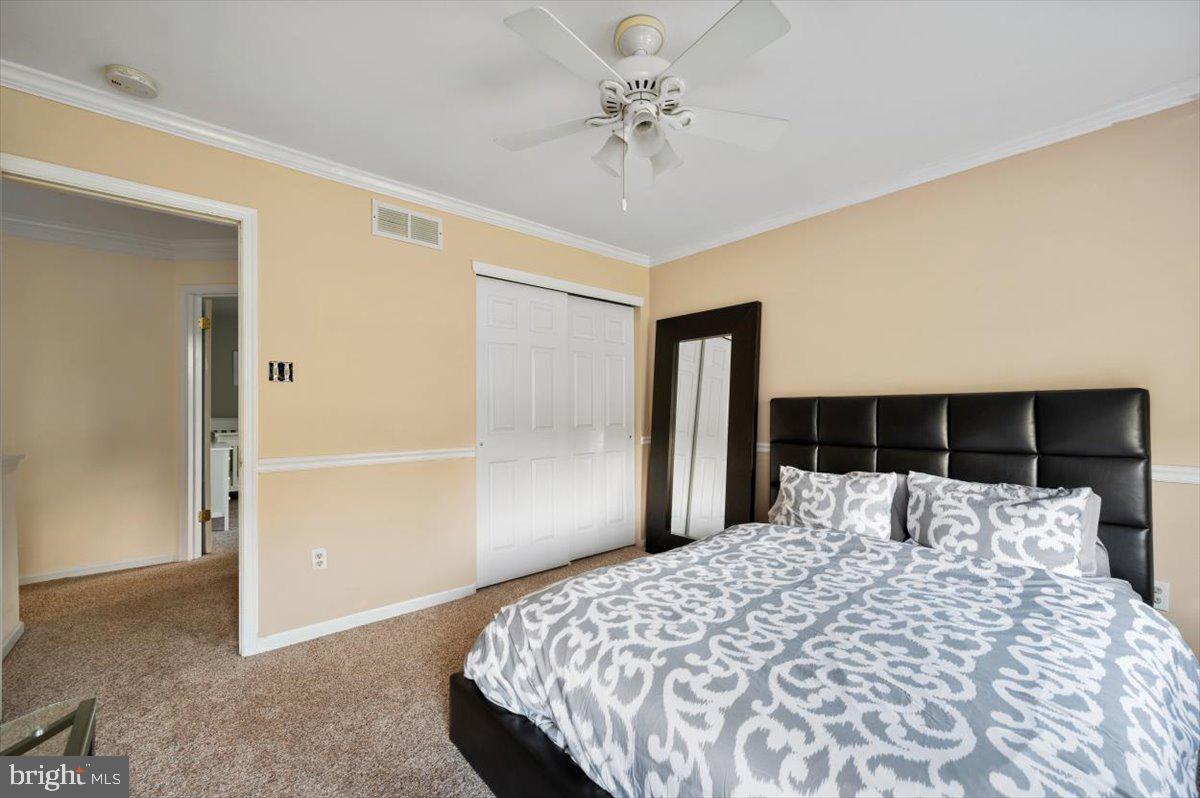 HIDDEN POND - Residential