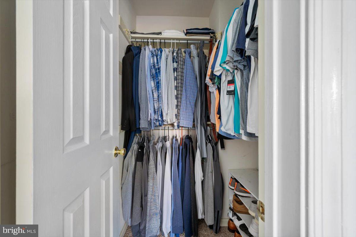 HIDDEN POND - Residential