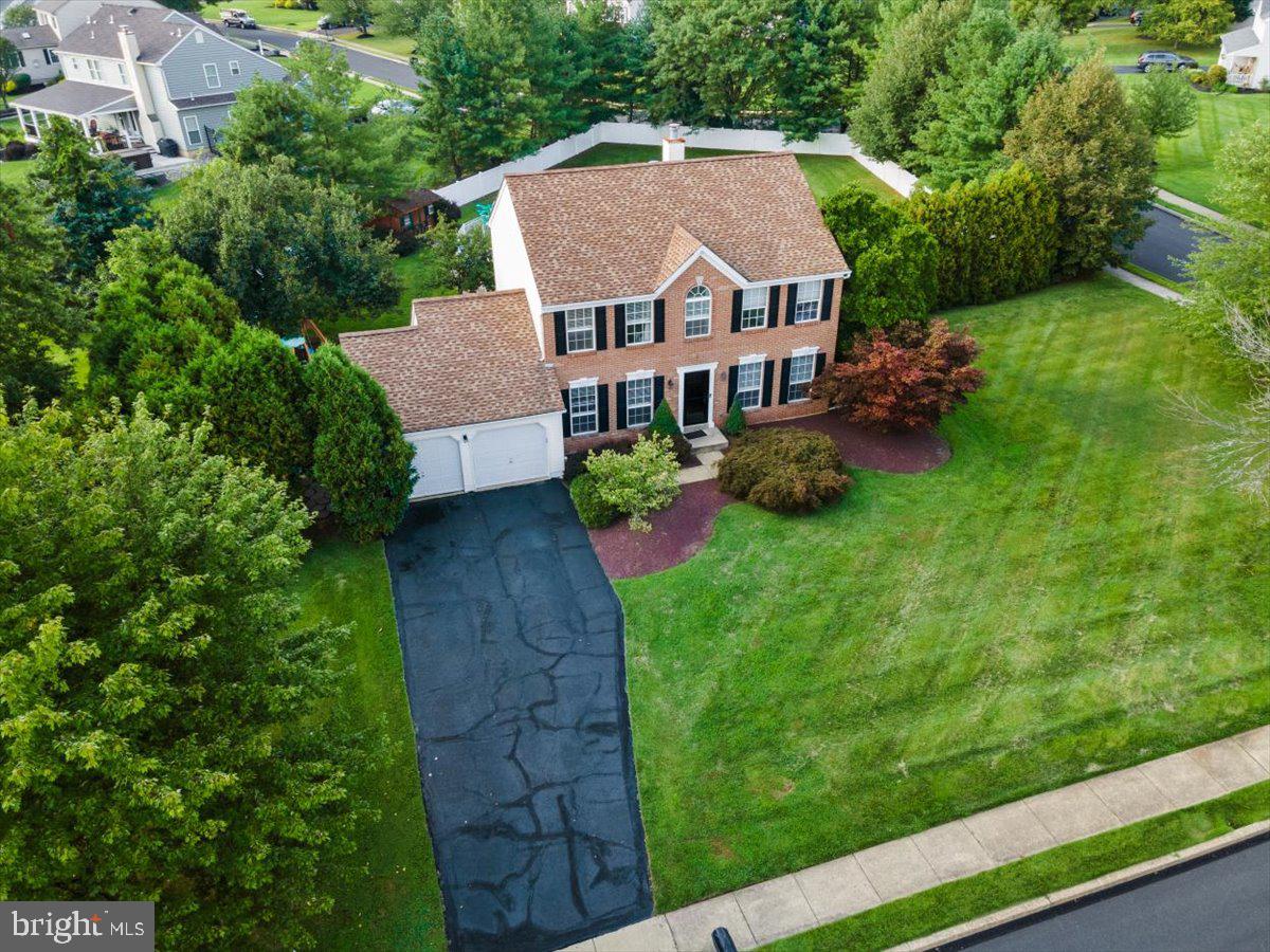 HIDDEN POND - Residential