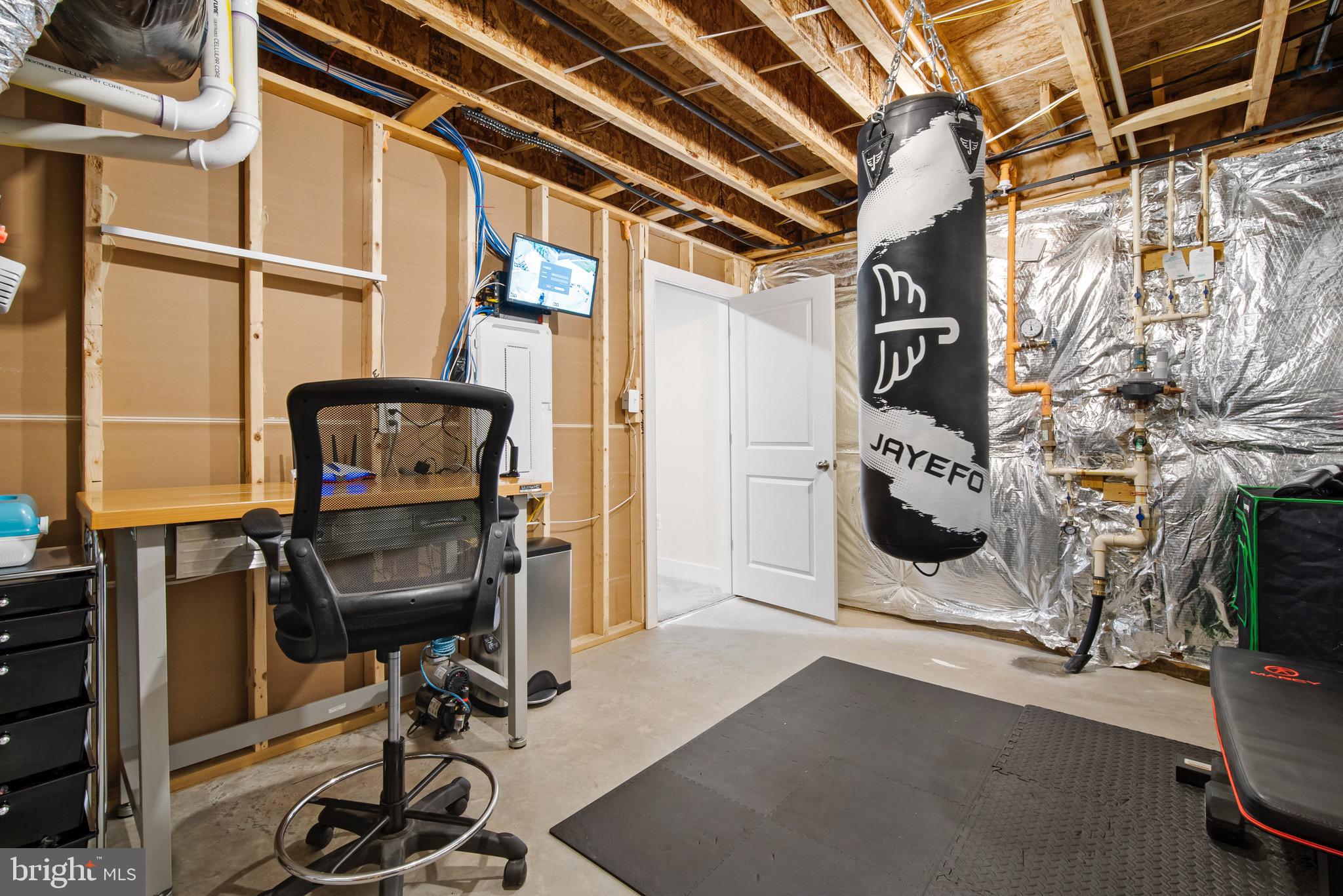 BRITTANY MANOR - Residential