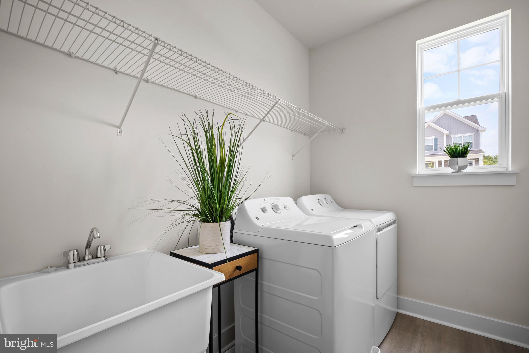 BRITTANY MANOR - Residential