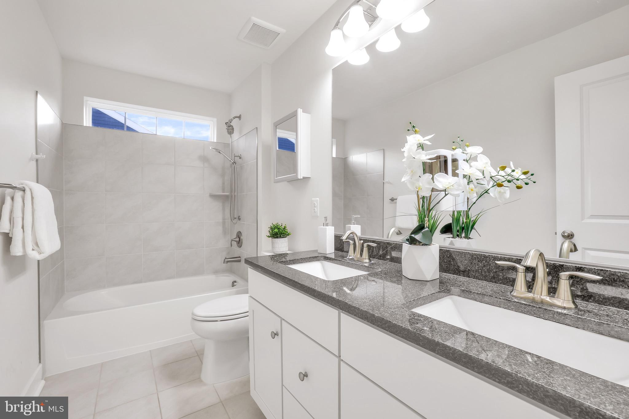 BRITTANY MANOR - Residential