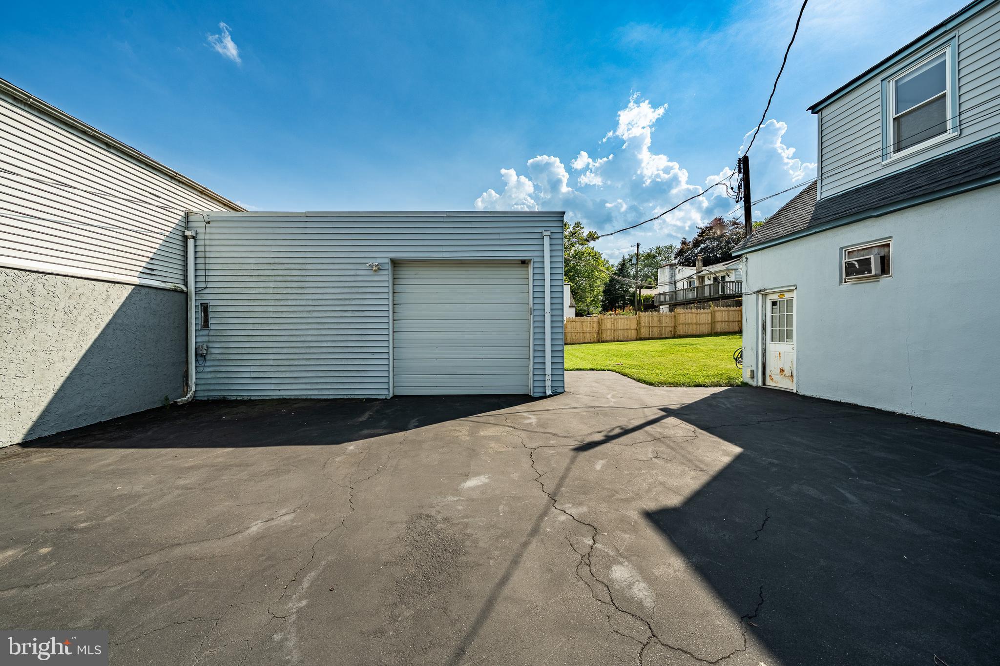 663 CLEARVIEW AVENUE