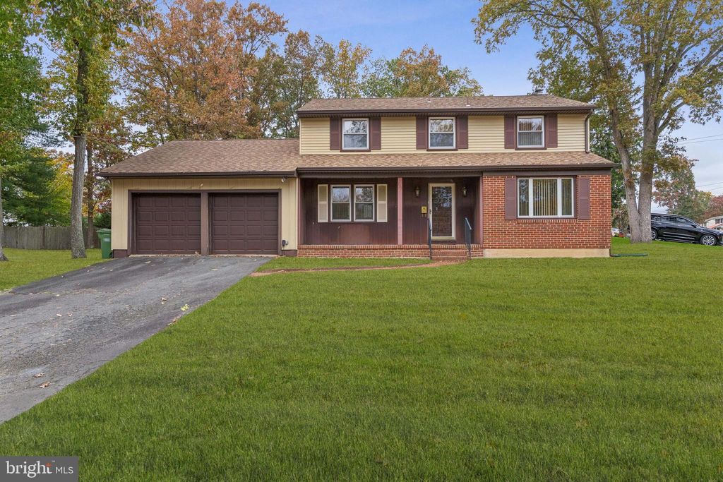 Photo of 731 Shawnee Road, BLACKWOOD, NJ 08012 (MLS # NJGL2065856)