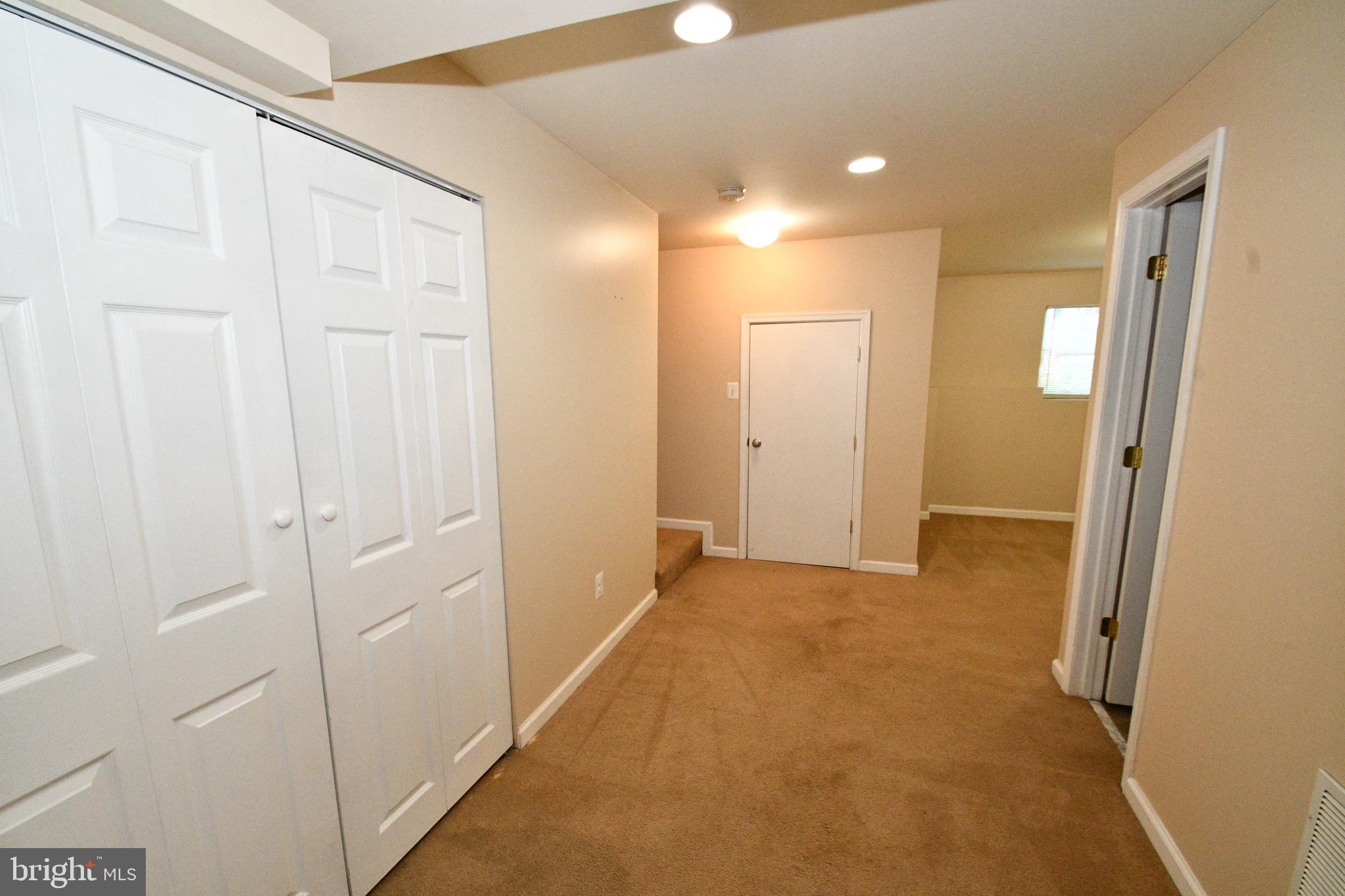 WAYSIDE VILLAGE - Residential Lease