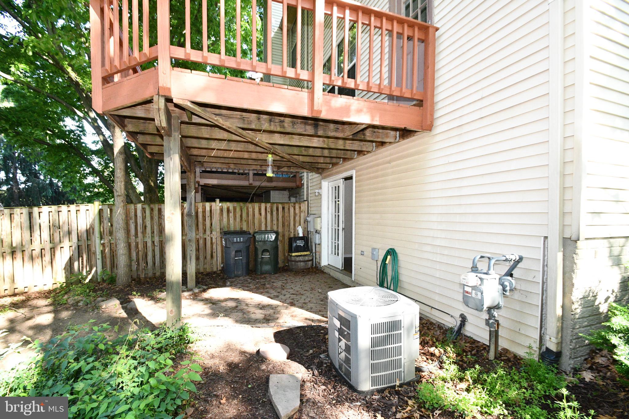 WAYSIDE VILLAGE - Residential Lease