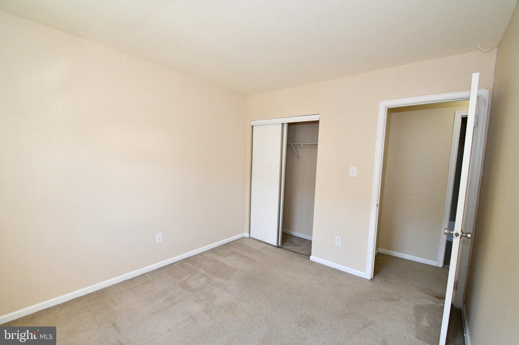 WAYSIDE VILLAGE - Residential Lease