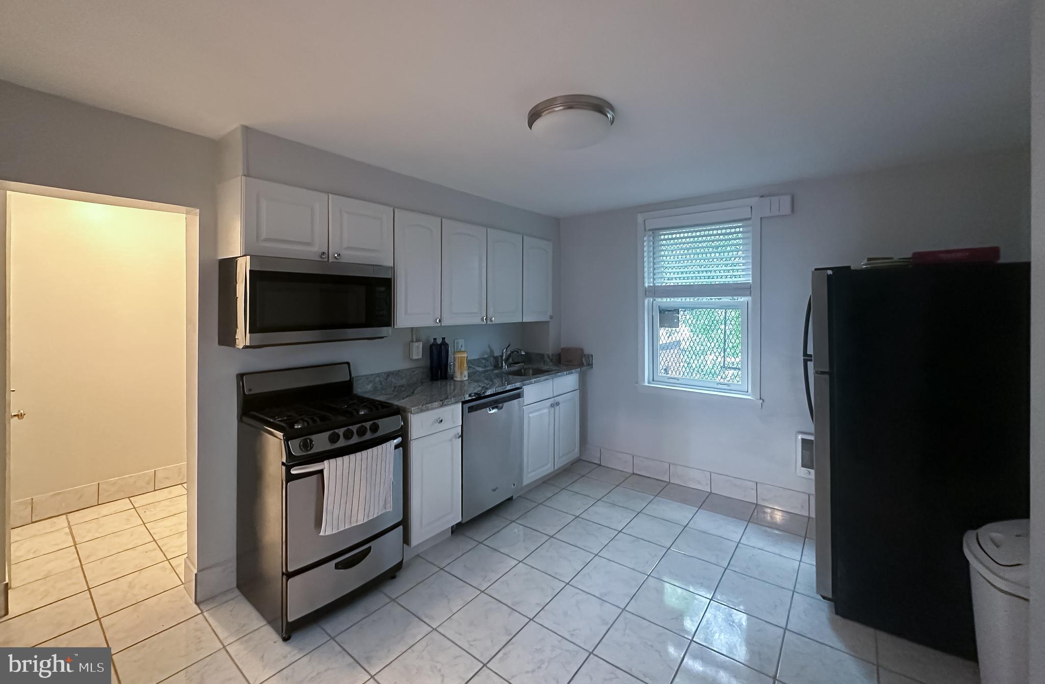 BOLTON HILL HISTORIC DISTRICT - Residential Lease