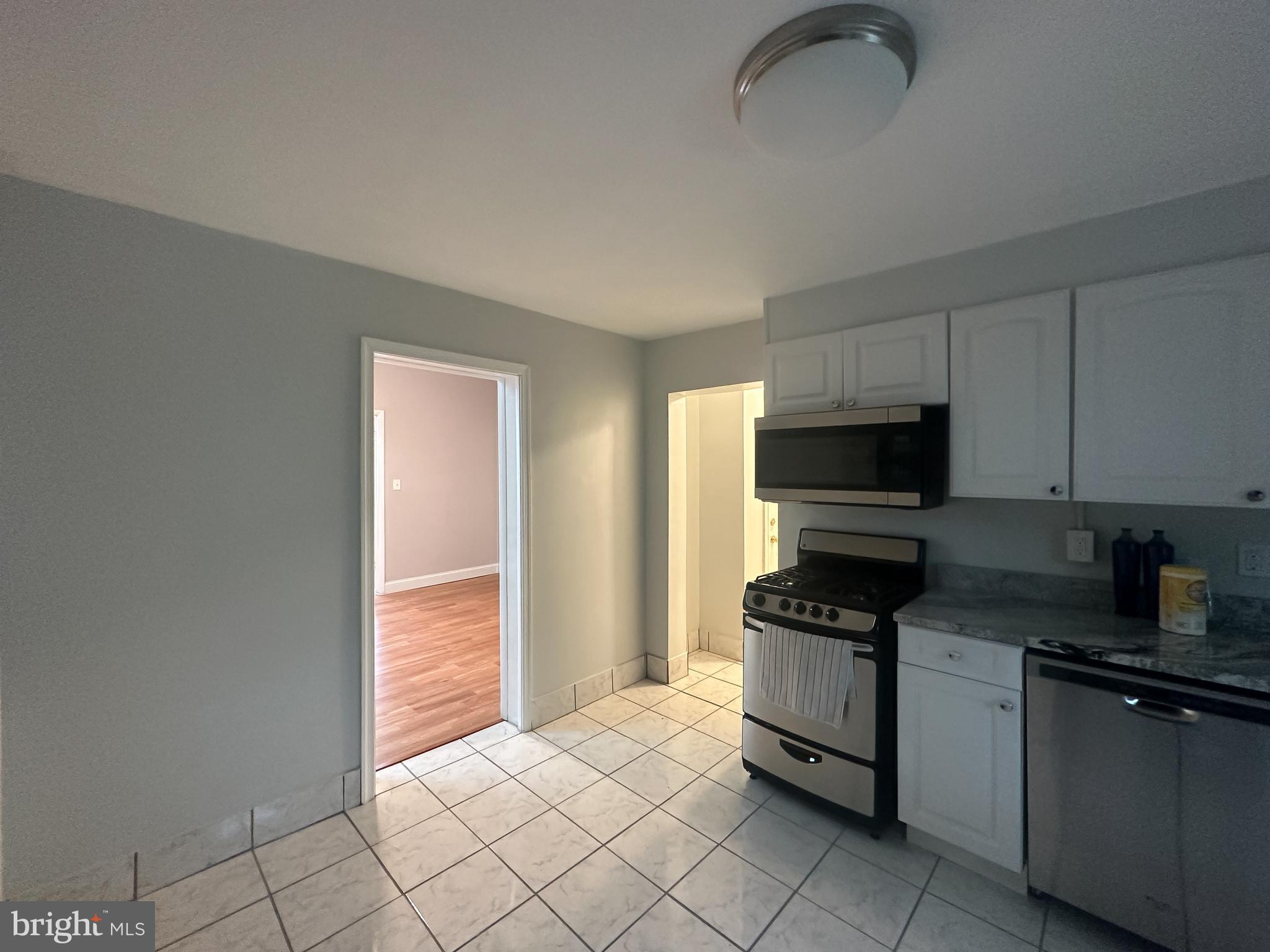 BOLTON HILL HISTORIC DISTRICT - Residential Lease