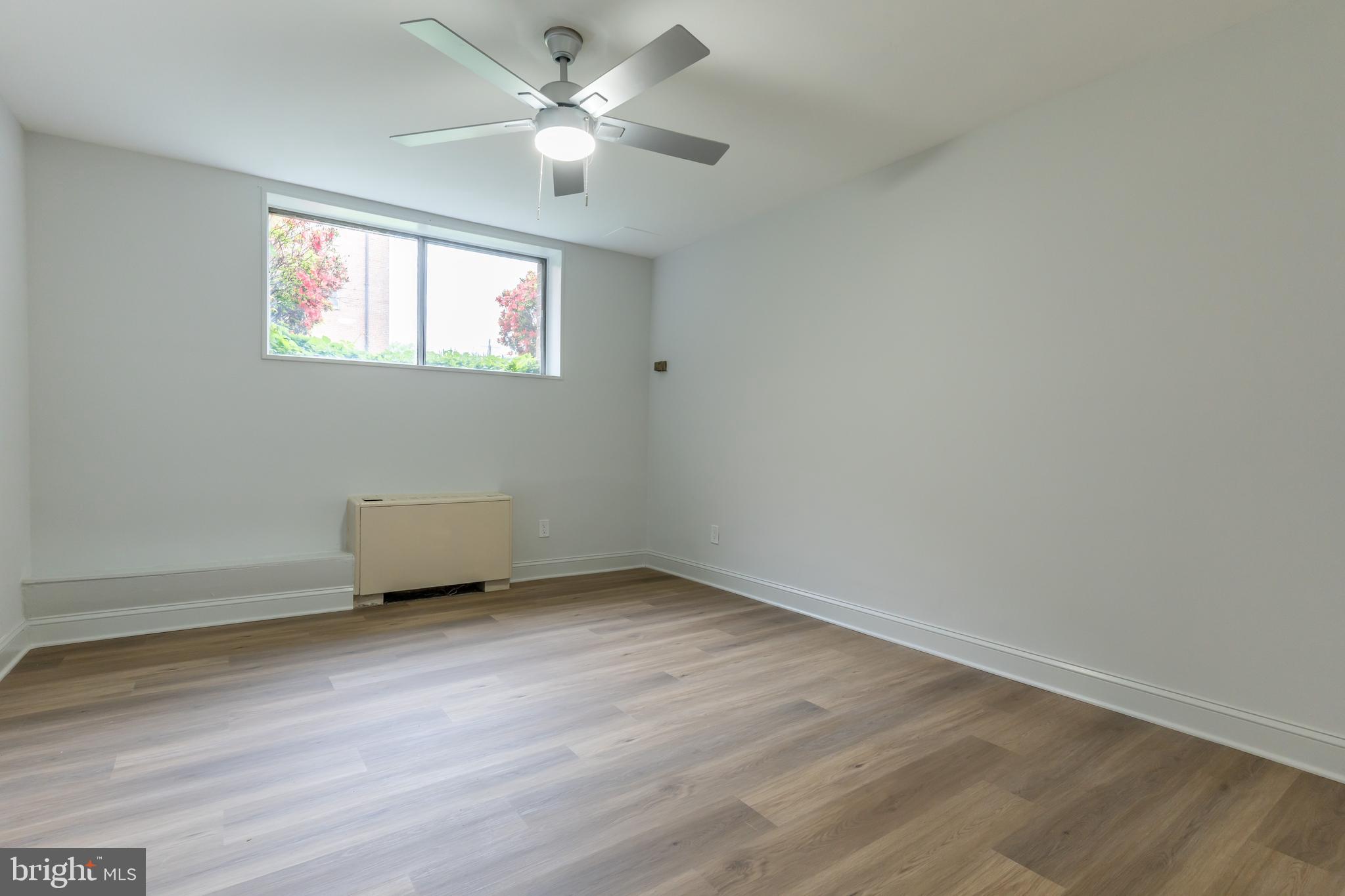 CAROLANN COURT - Residential