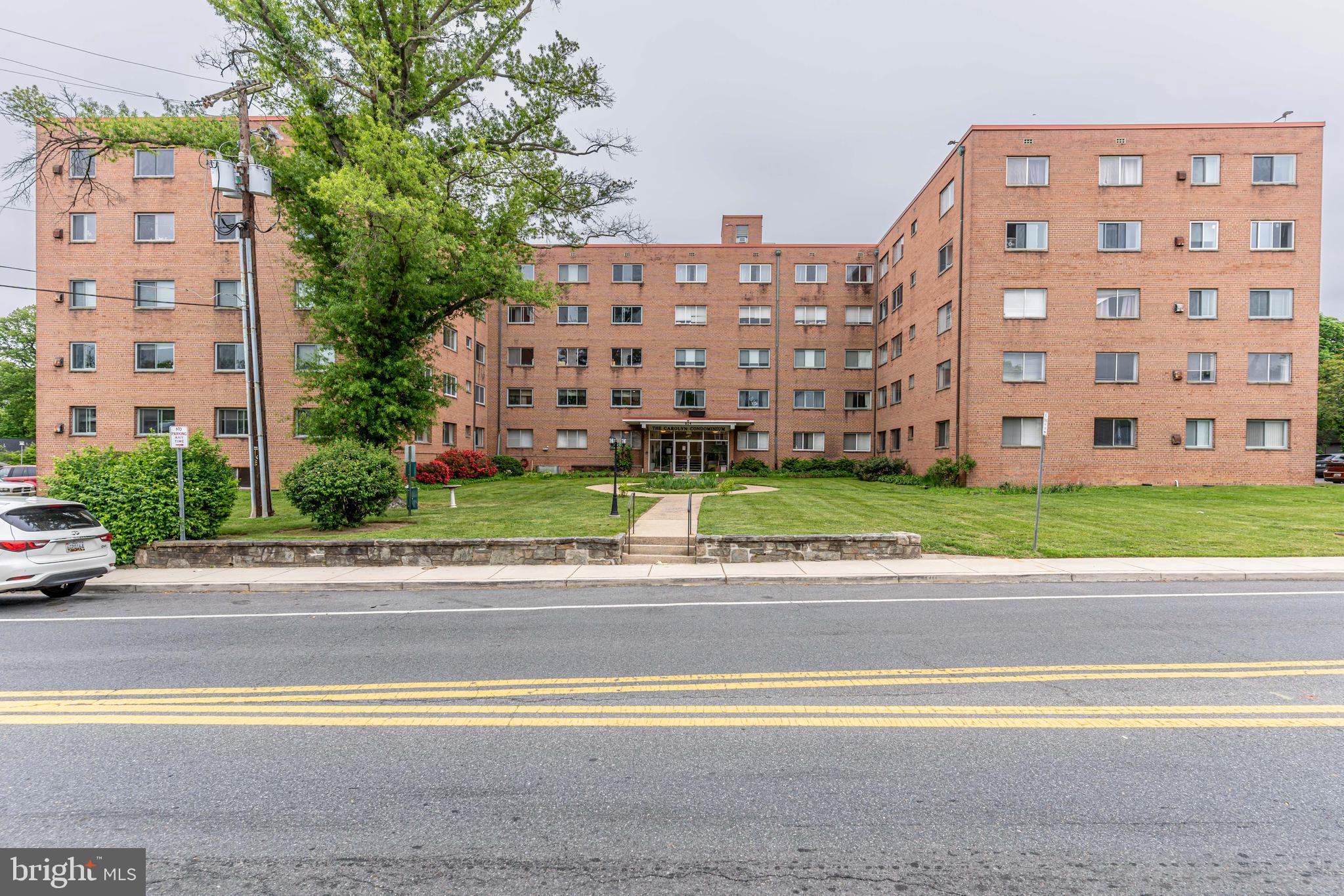 CAROLANN COURT - Residential