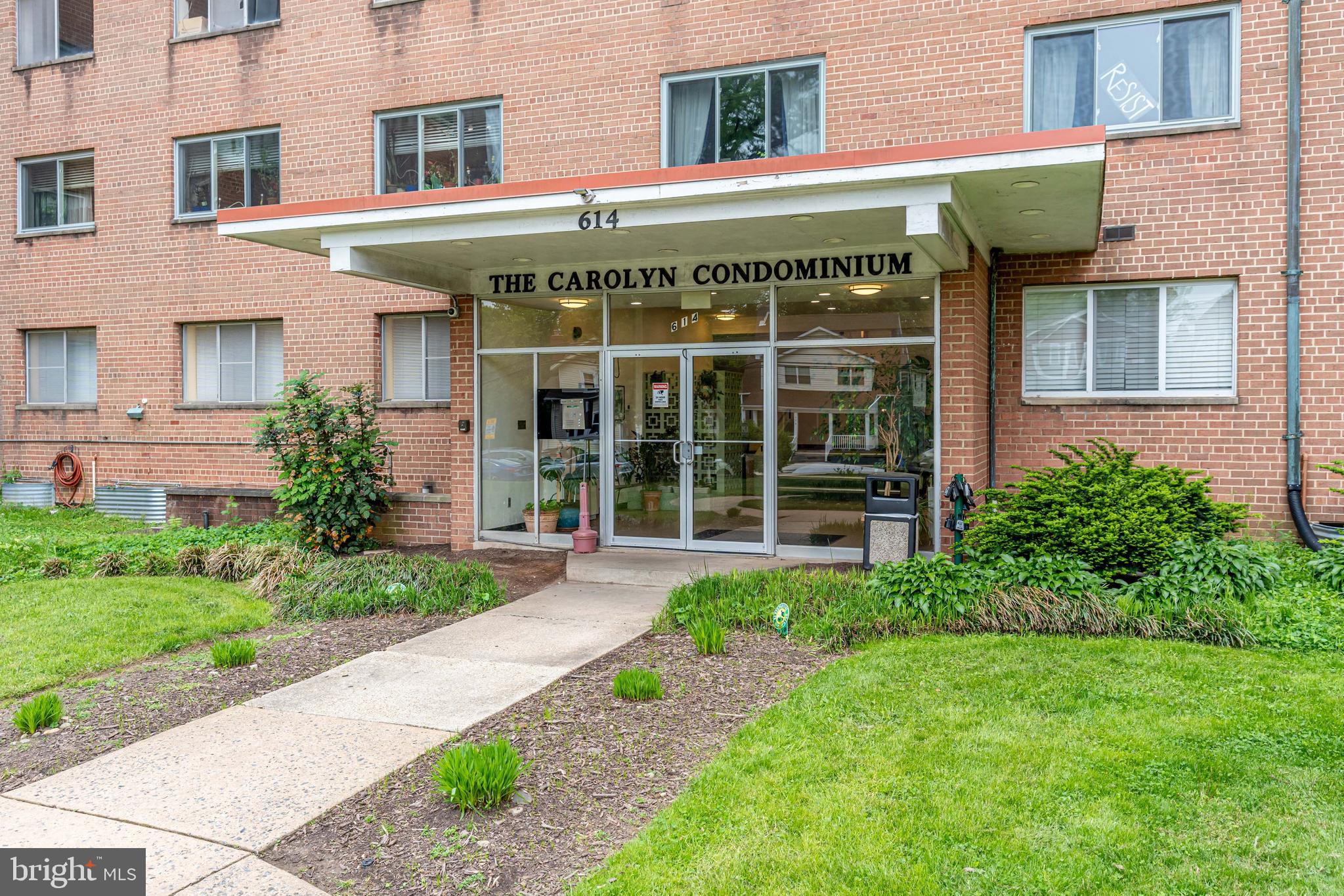 CAROLANN COURT - Residential