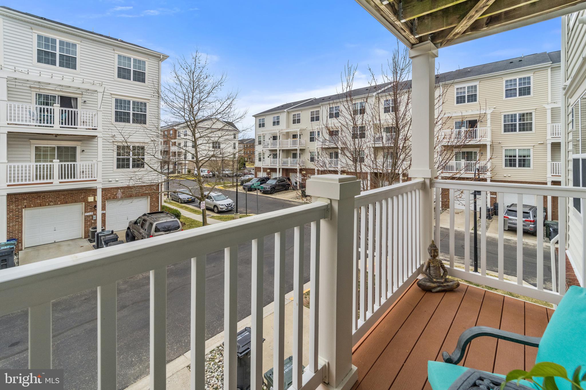 MARKET CENTER CONDOMINIUM - Residential