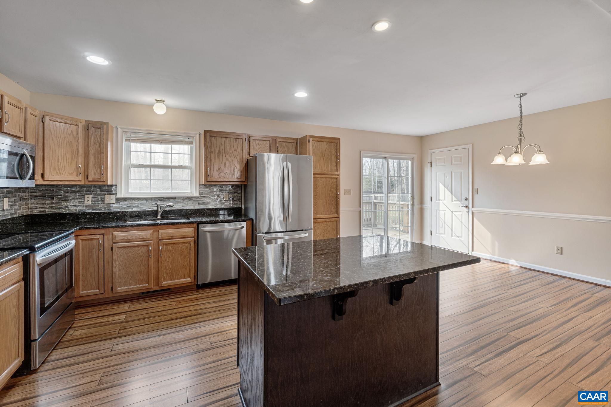 LAKE MONTICELLO - Residential