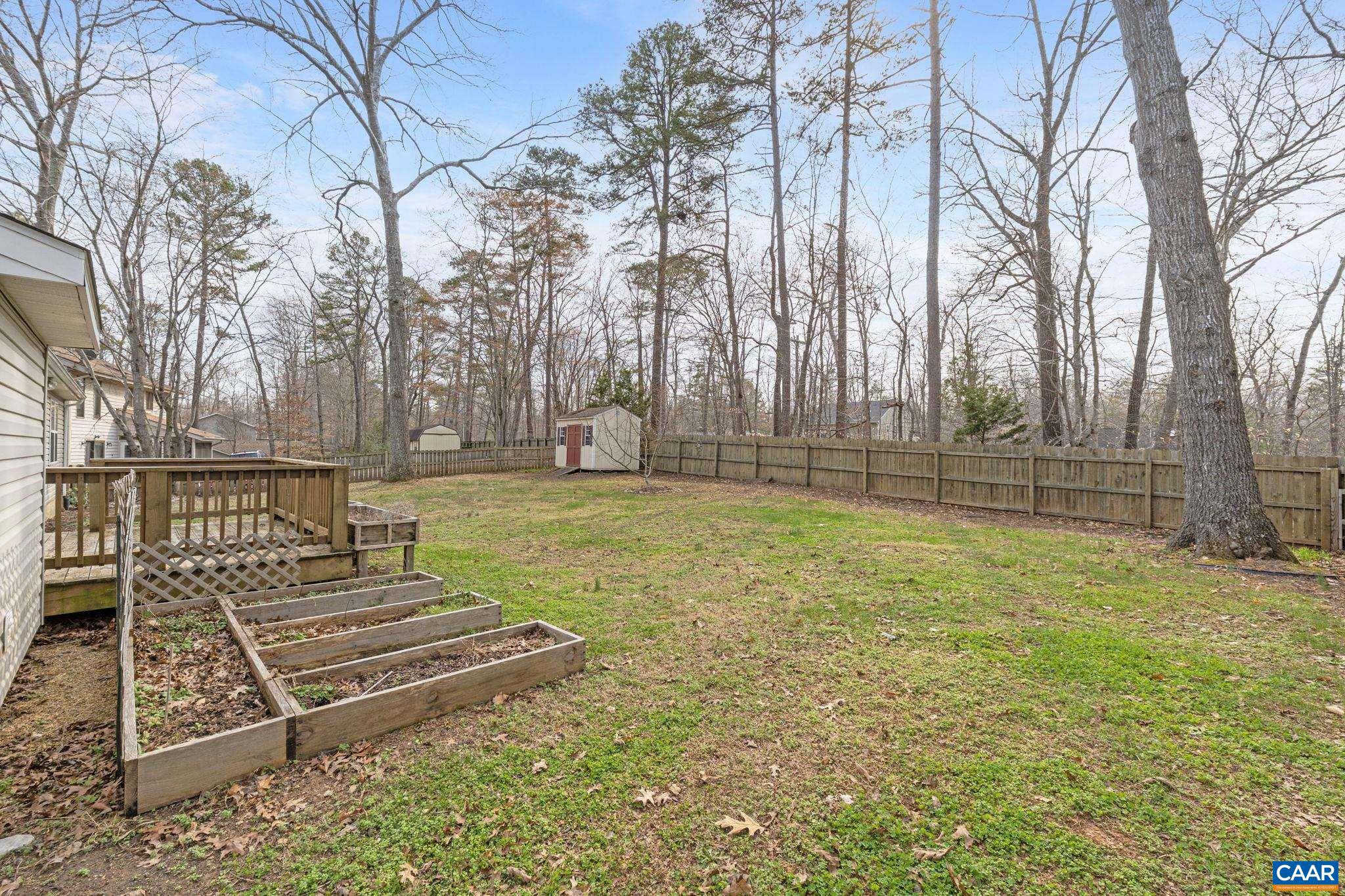 LAKE MONTICELLO - Residential