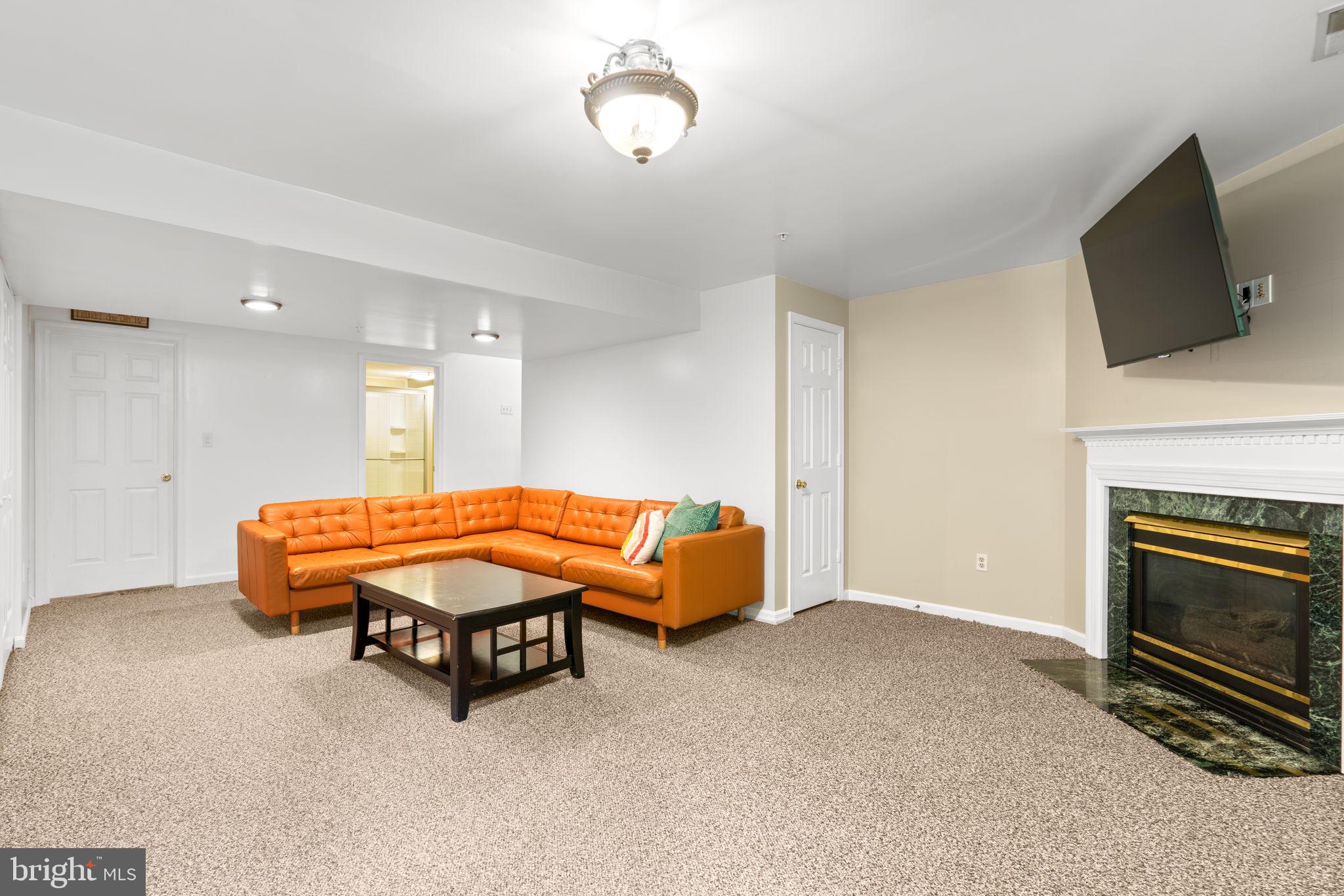 NEW TOWN - Residential