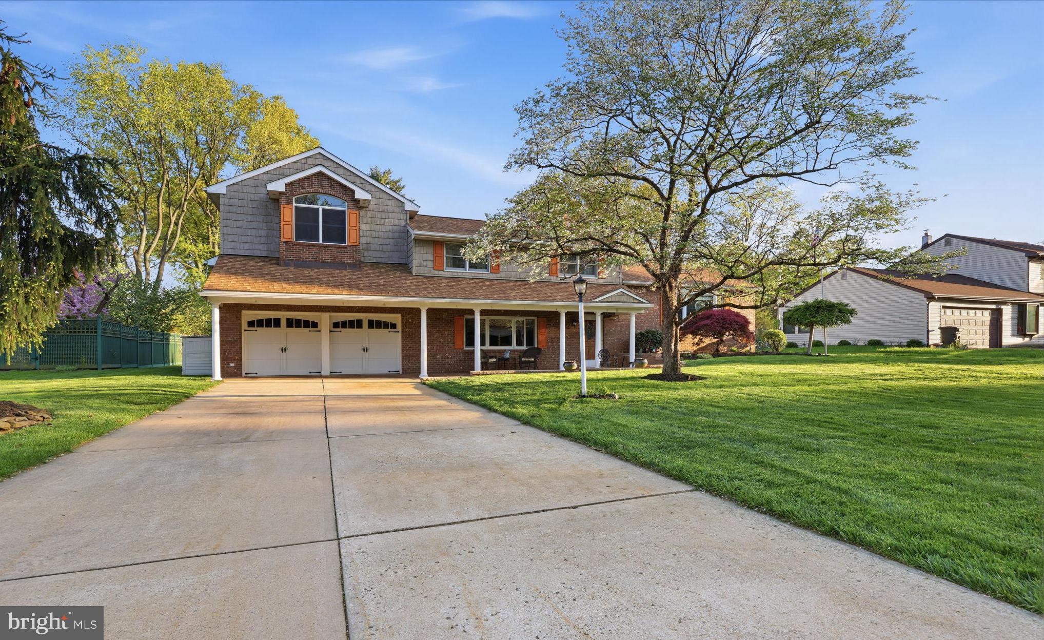 MILFORD MANOR - Residential