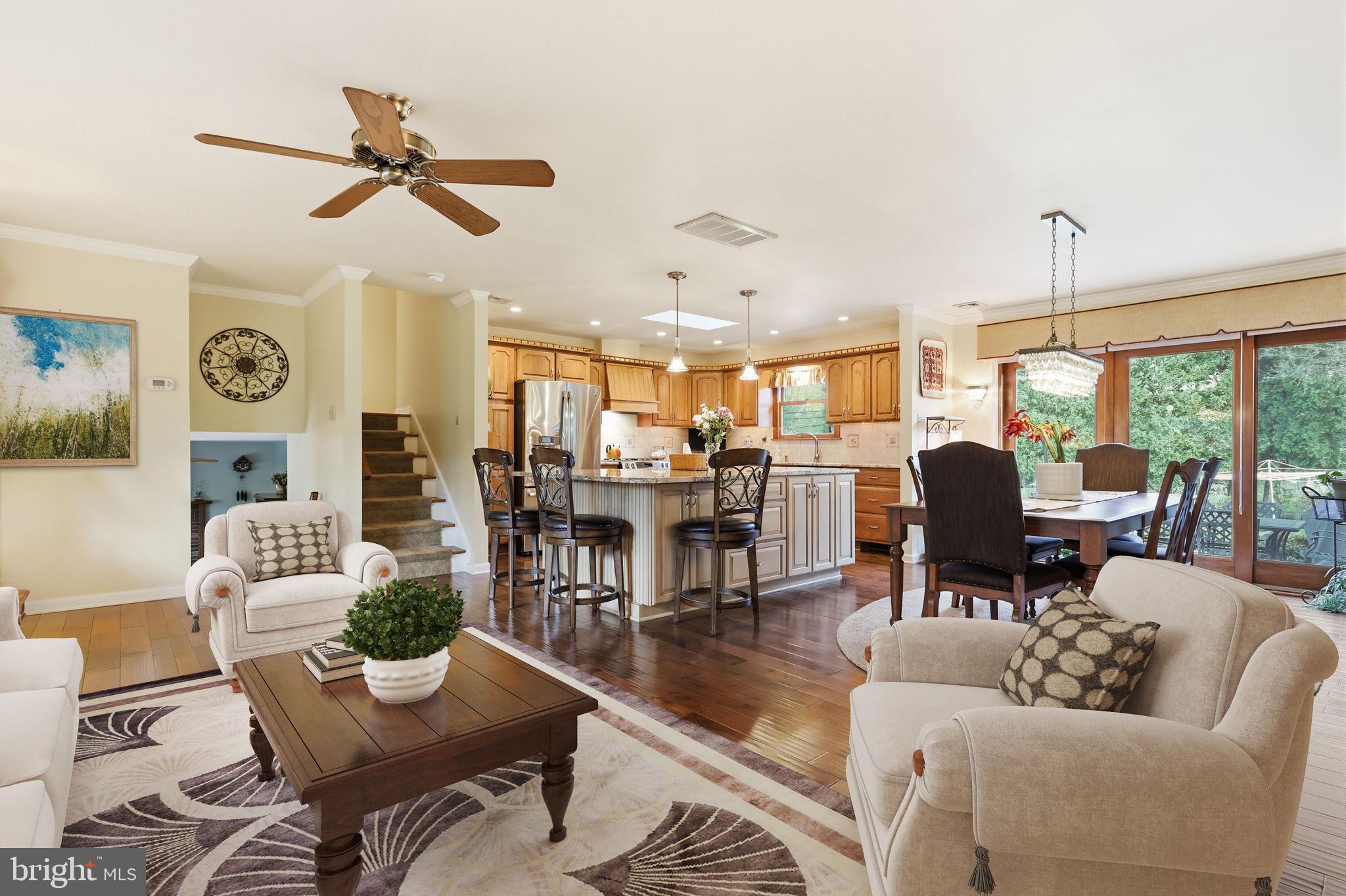 MILFORD MANOR - Residential