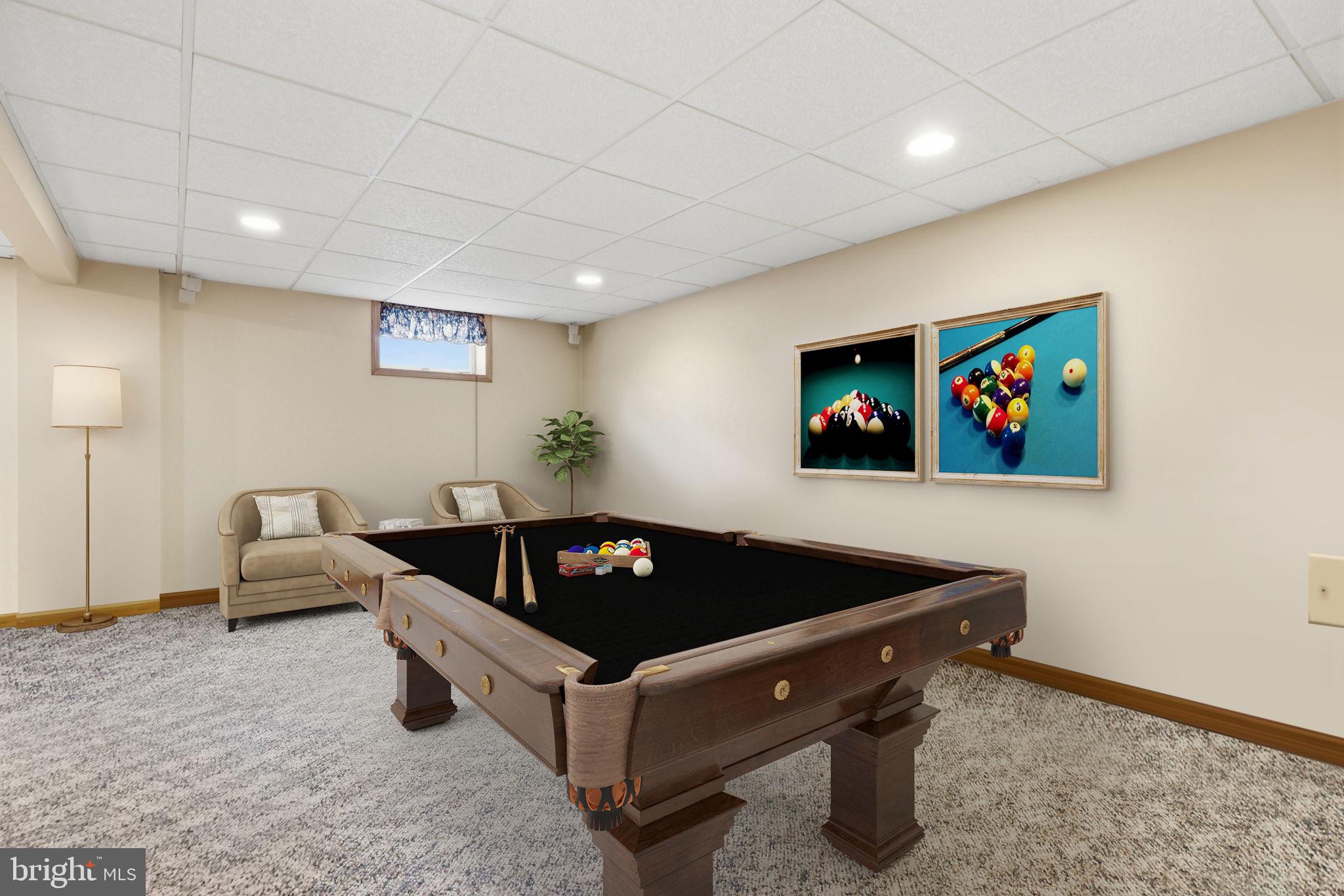 MILFORD MANOR - Residential