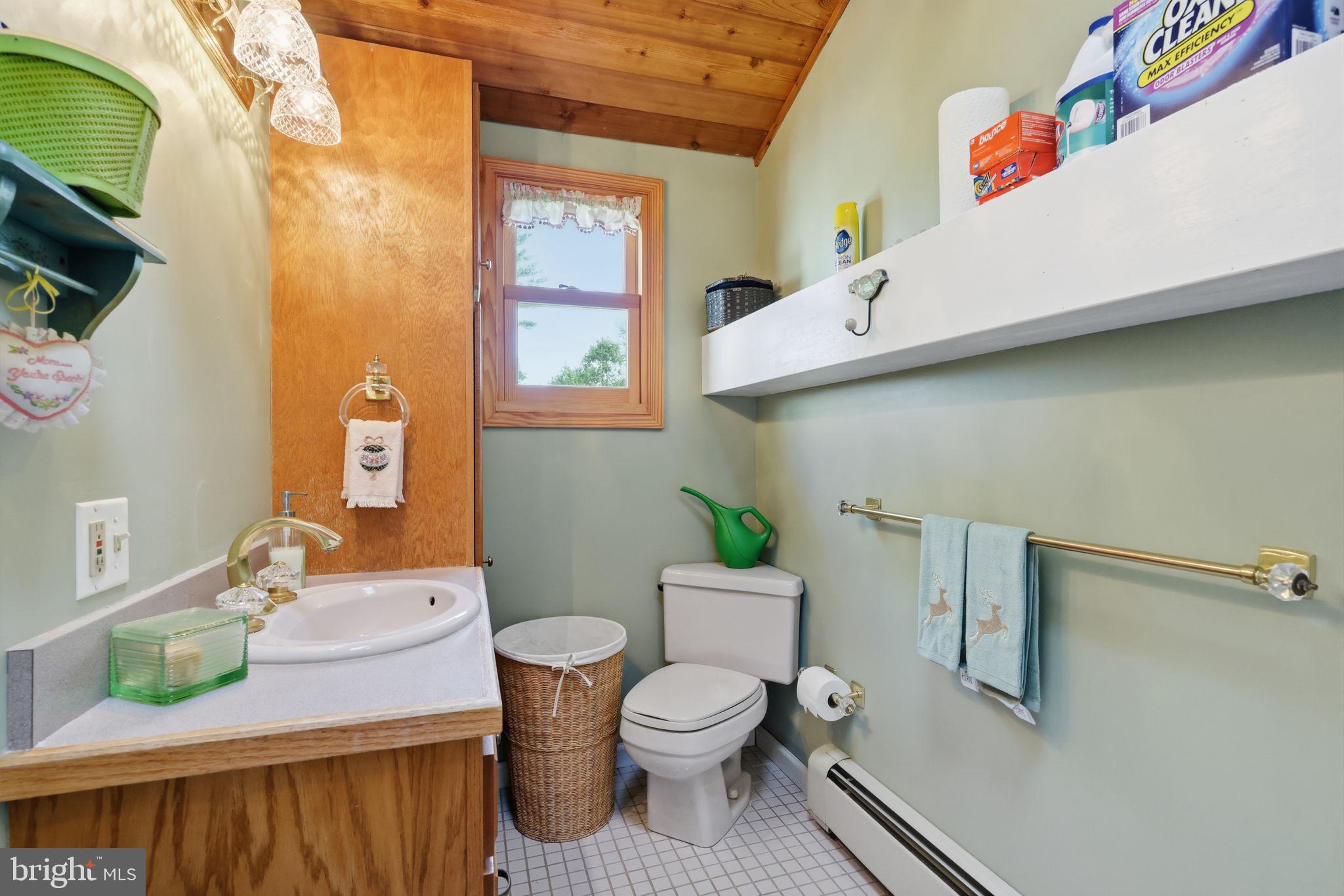 MILFORD MANOR - Residential