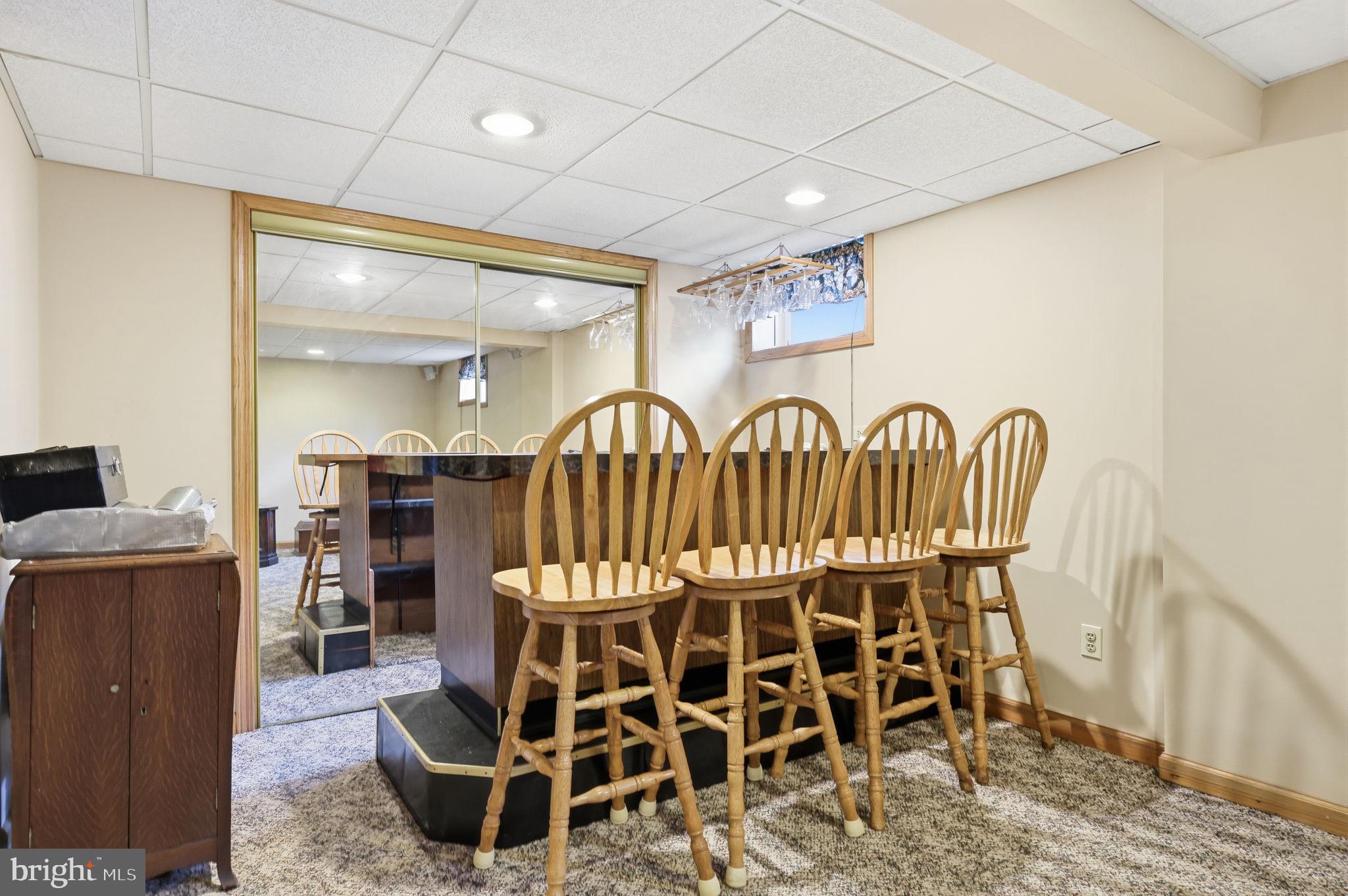 MILFORD MANOR - Residential