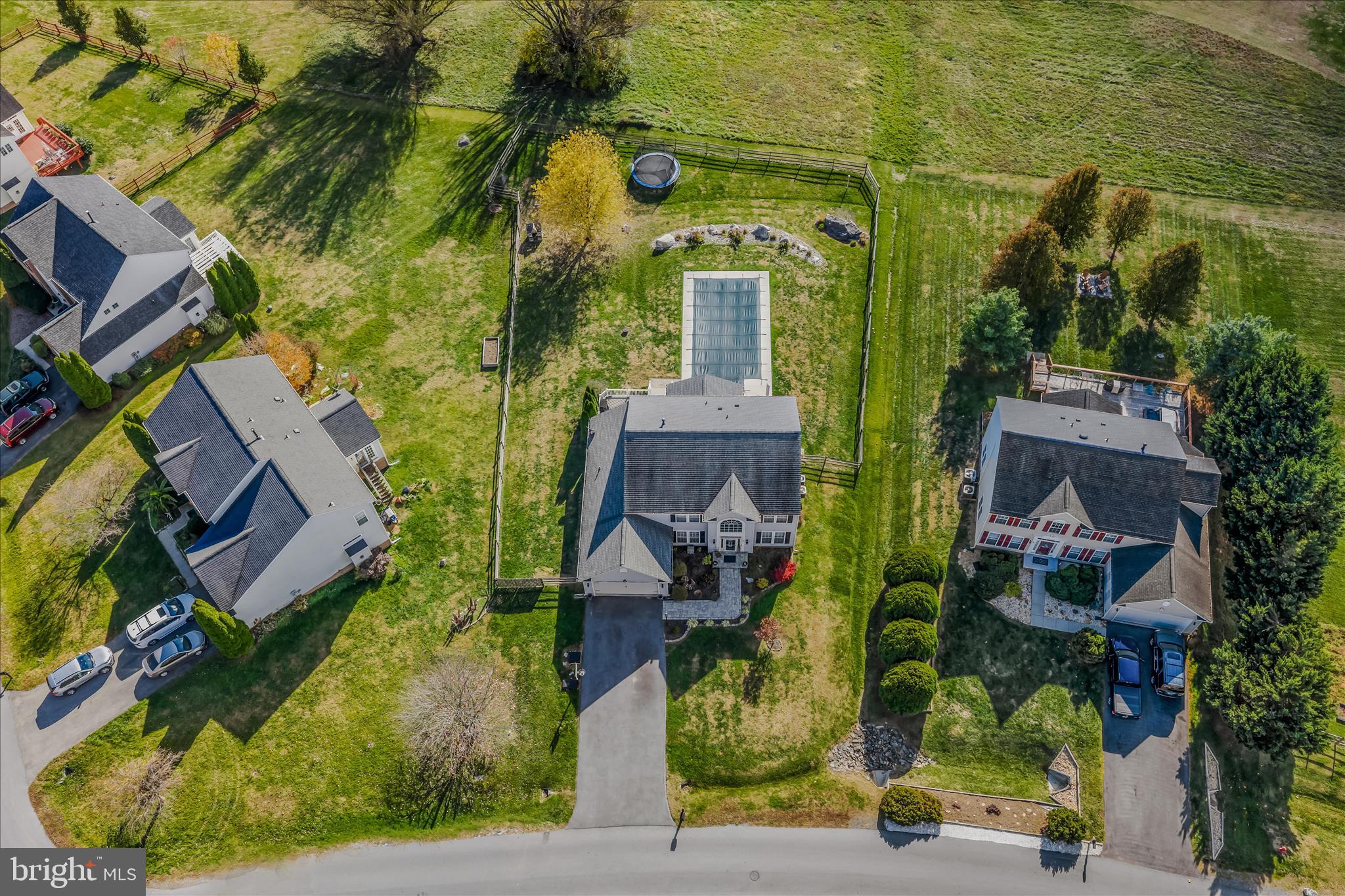 LOCUST HILL - Residential