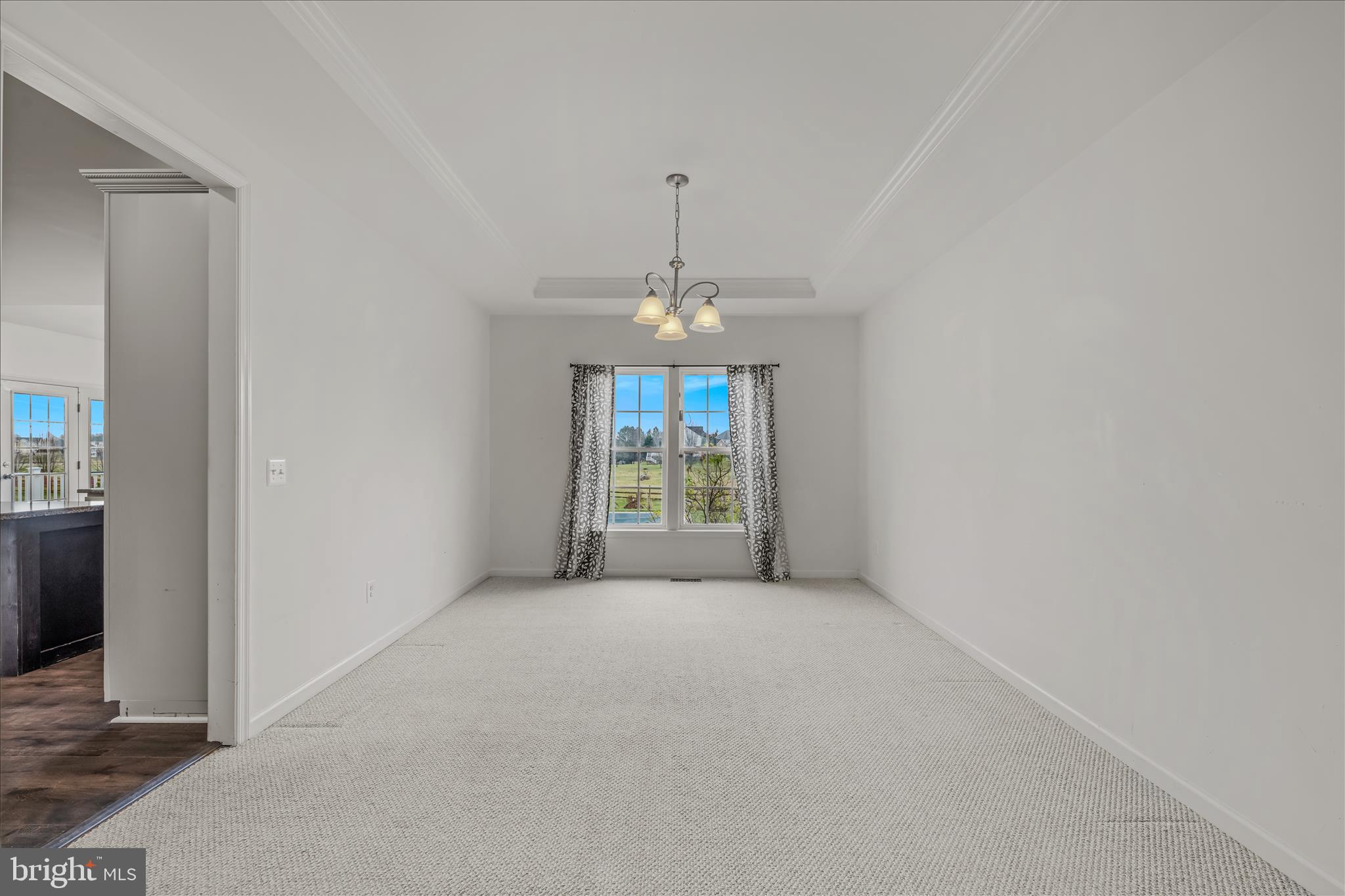 LOCUST HILL - Residential