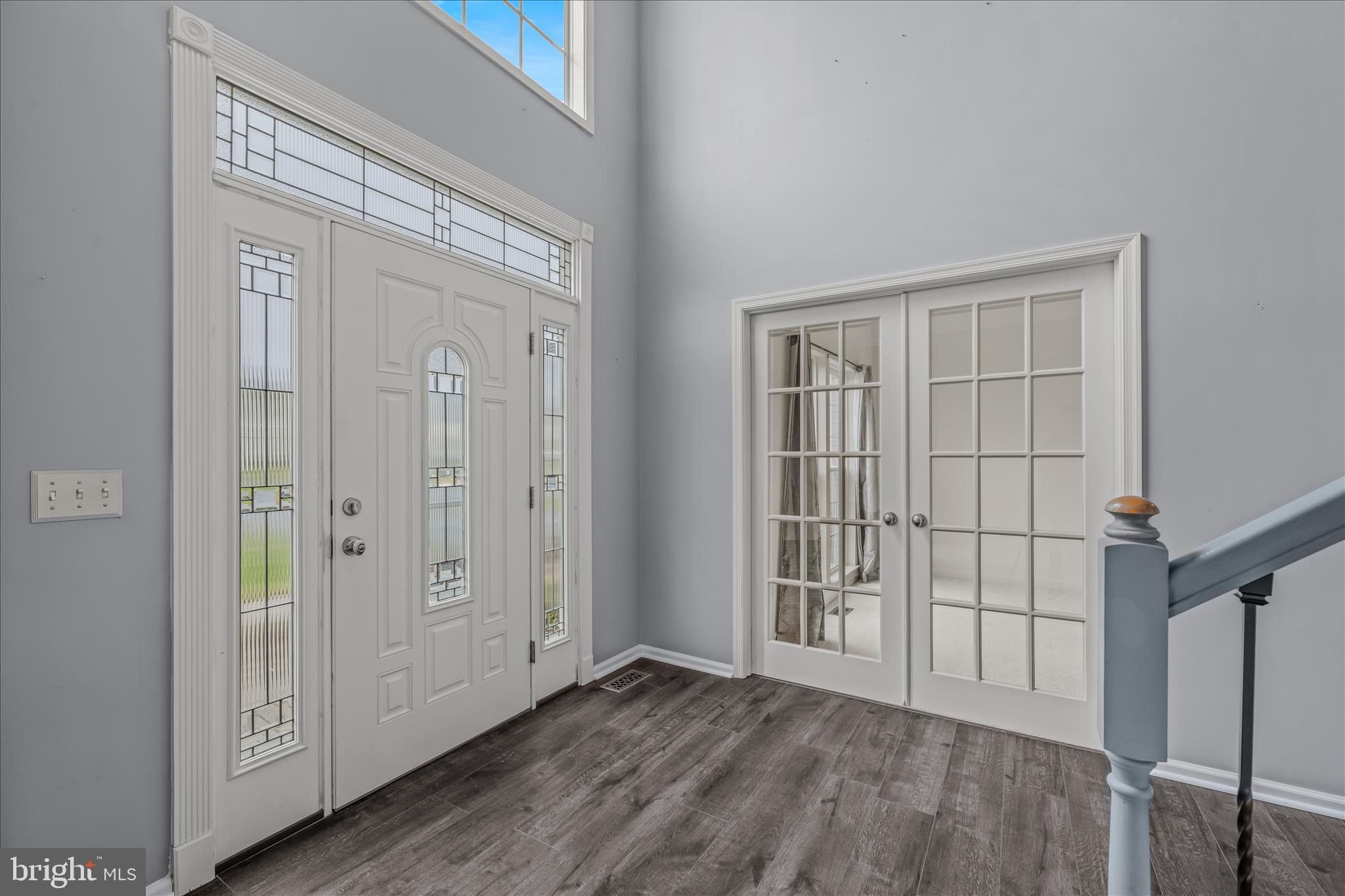 LOCUST HILL - Residential