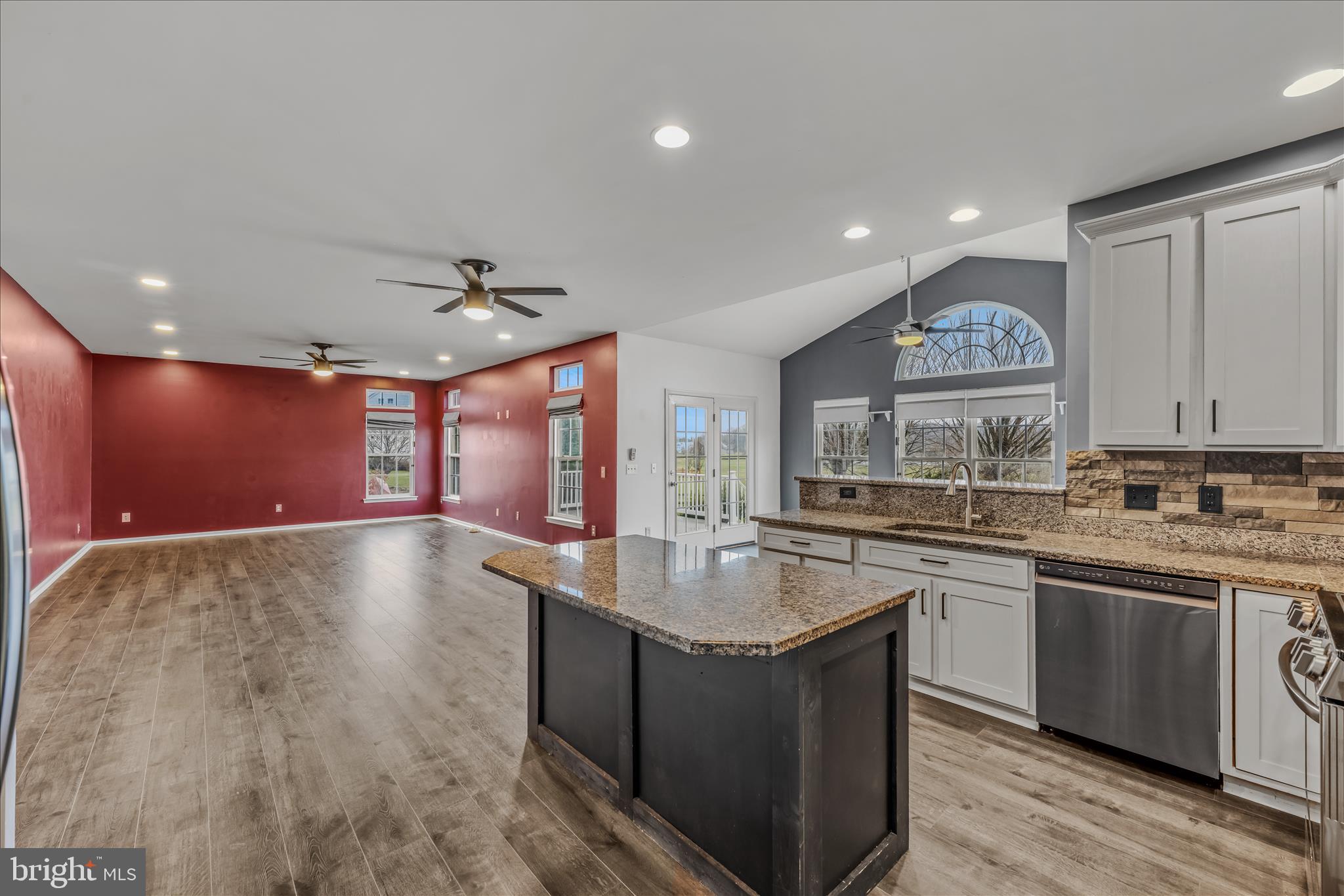 LOCUST HILL - Residential