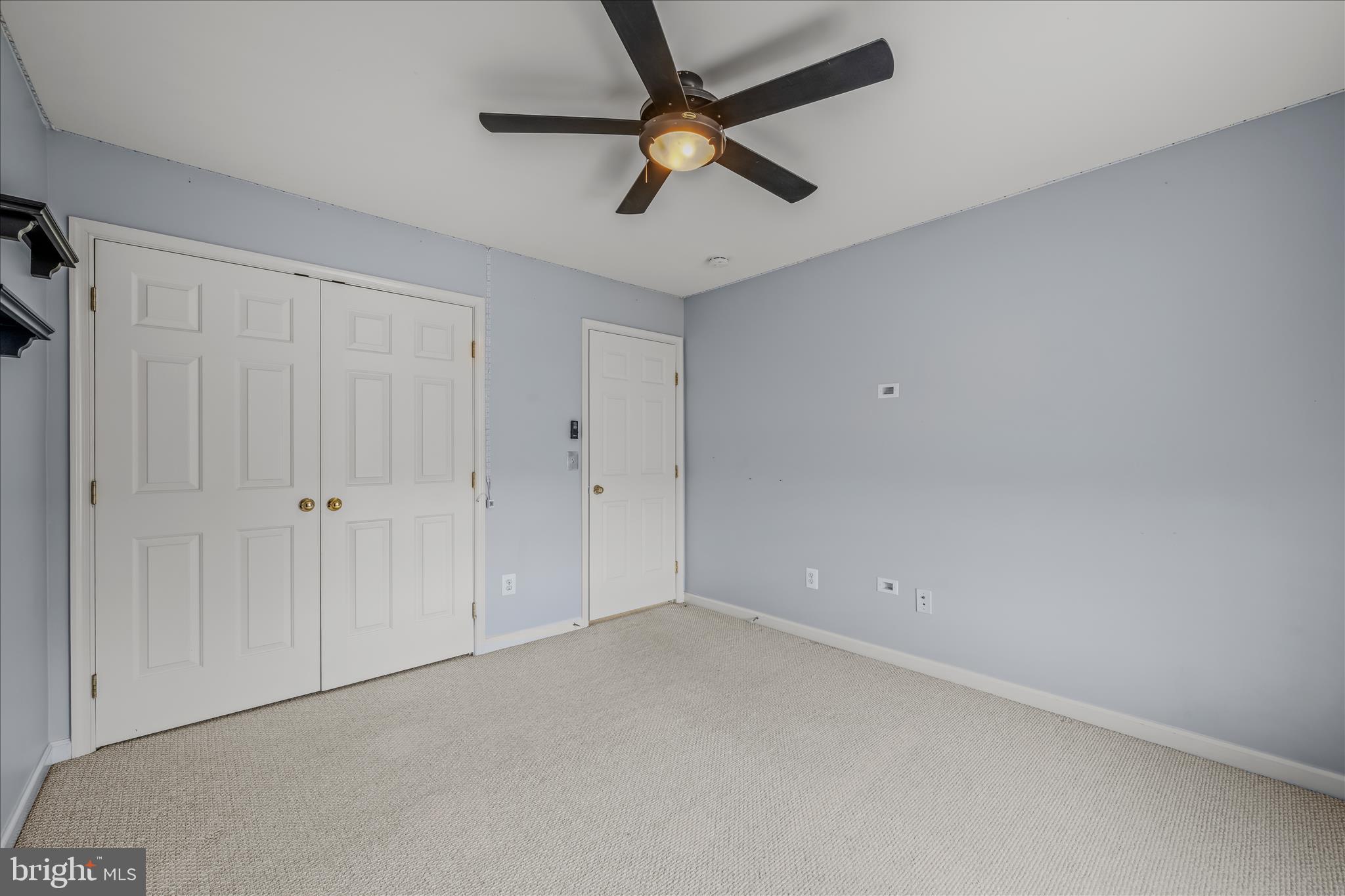 LOCUST HILL - Residential