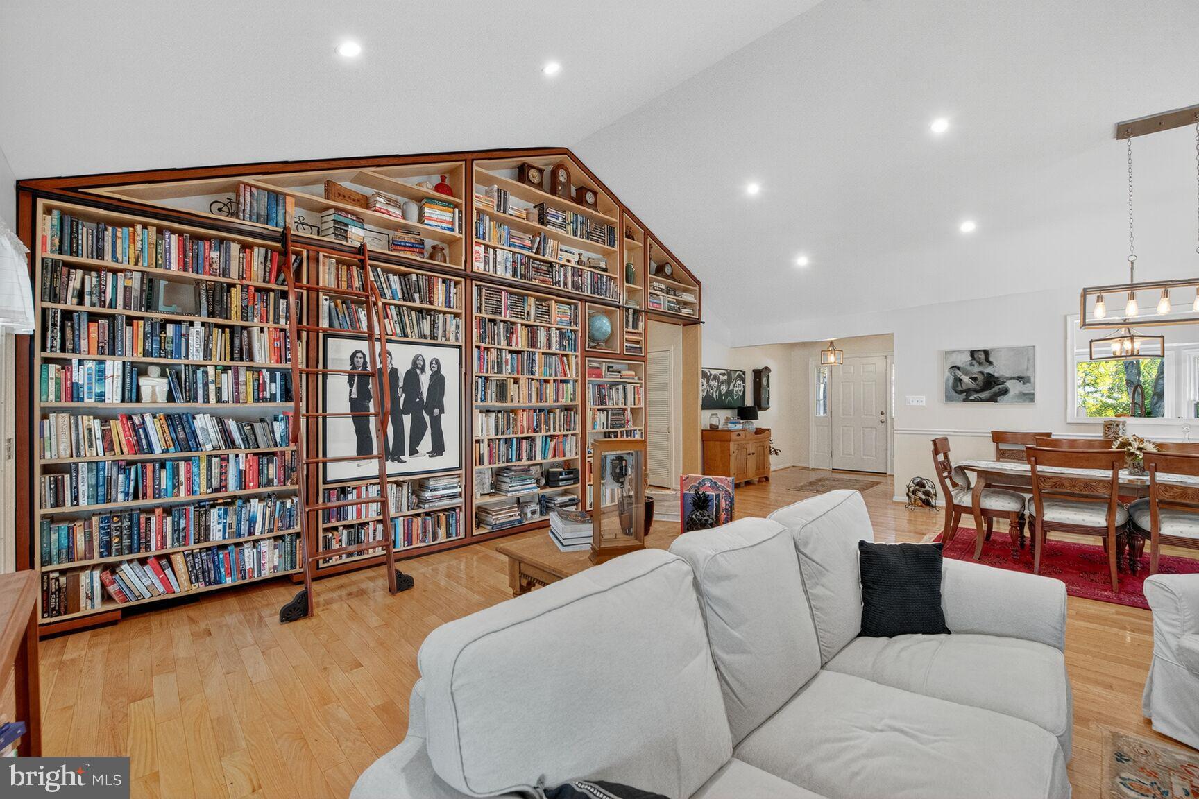 FALLSWOOD - Residential