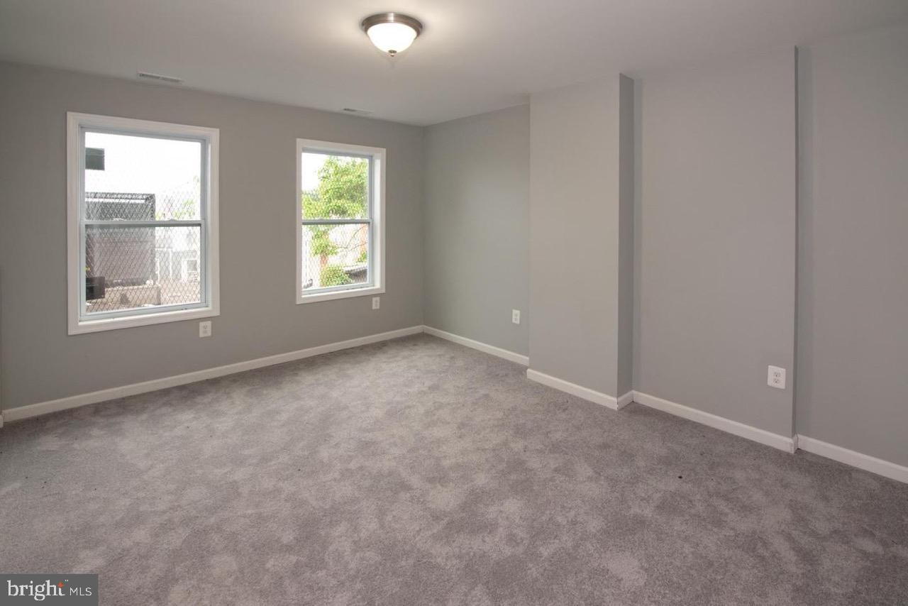 HERITAGE CROSSING - Residential