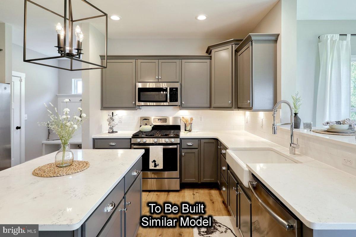 WOODLYN PRESERVE - Residential