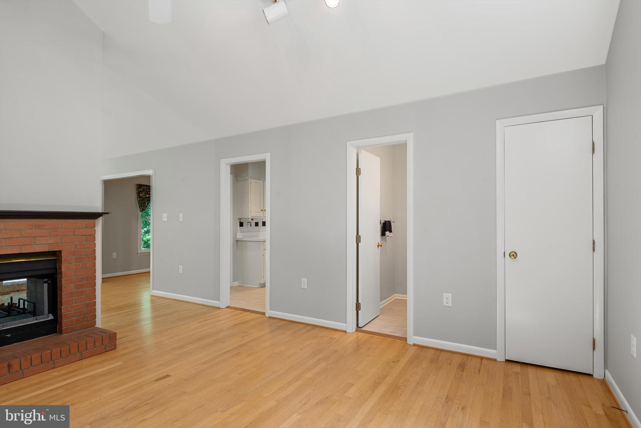 SKY BRYCE - Residential