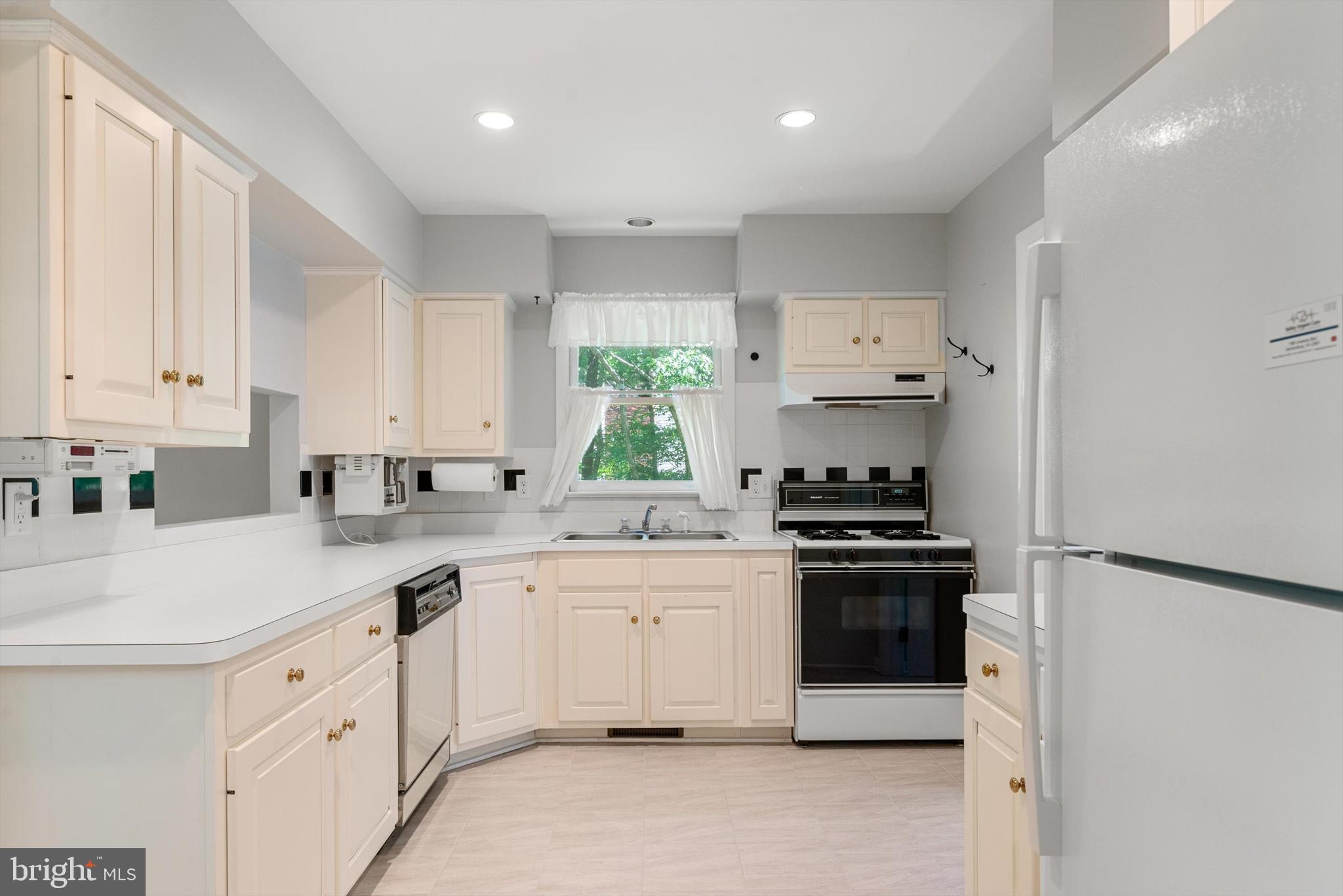 SKY BRYCE - Residential