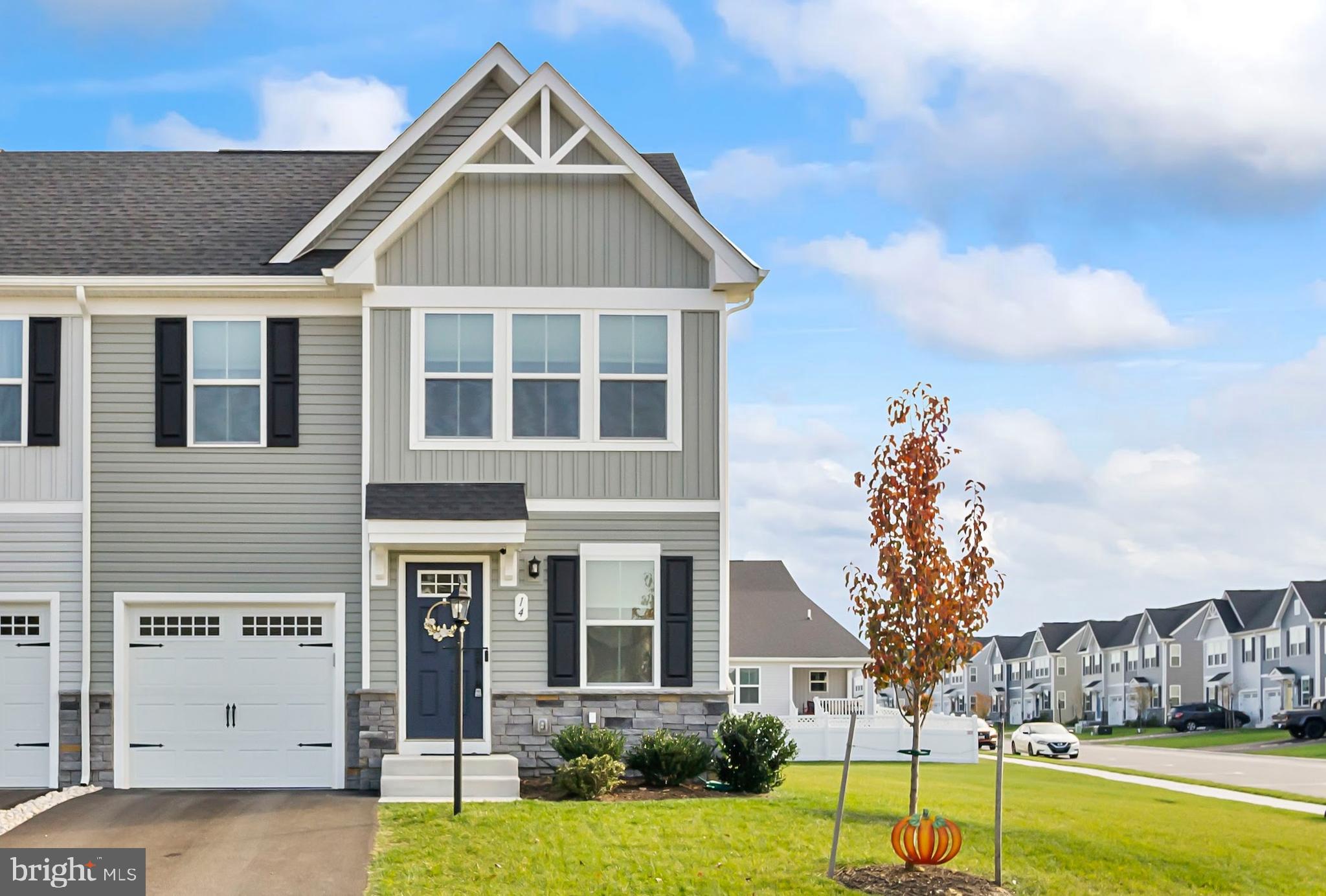 ARCADIA NORTH - Residential